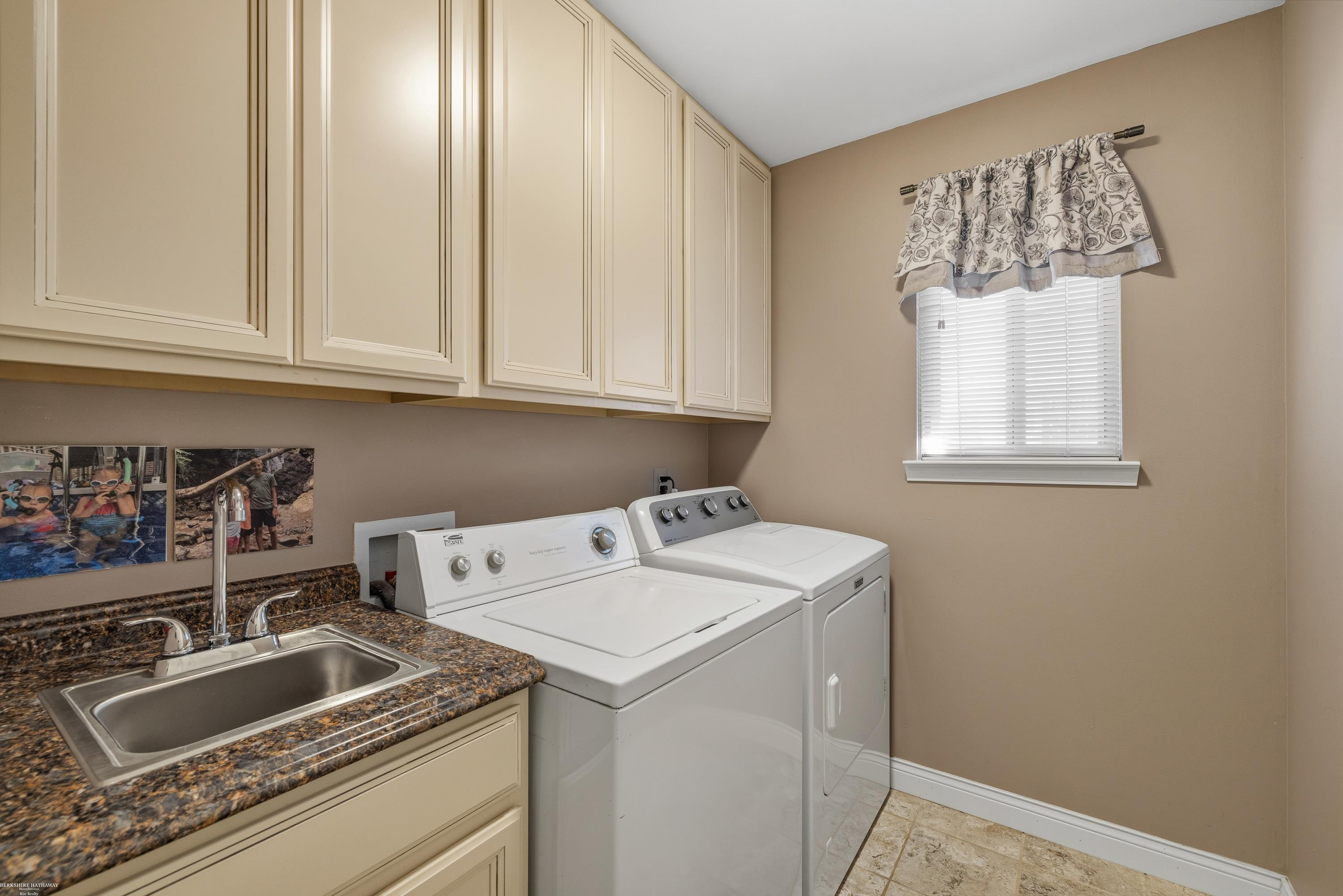 22465 Bluewater Drive, Macomb, MI 48044 — Photo 20