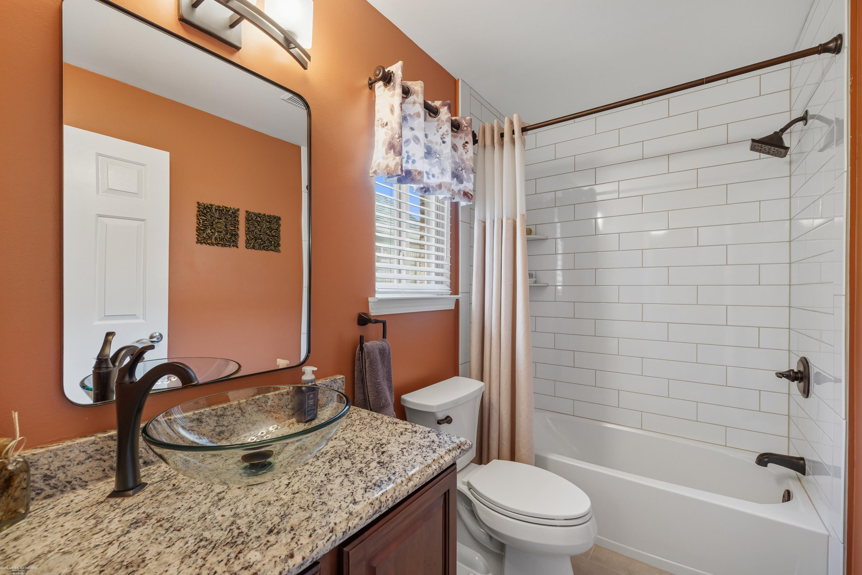 22465 Bluewater Drive, Macomb, MI 48044 — Photo 26