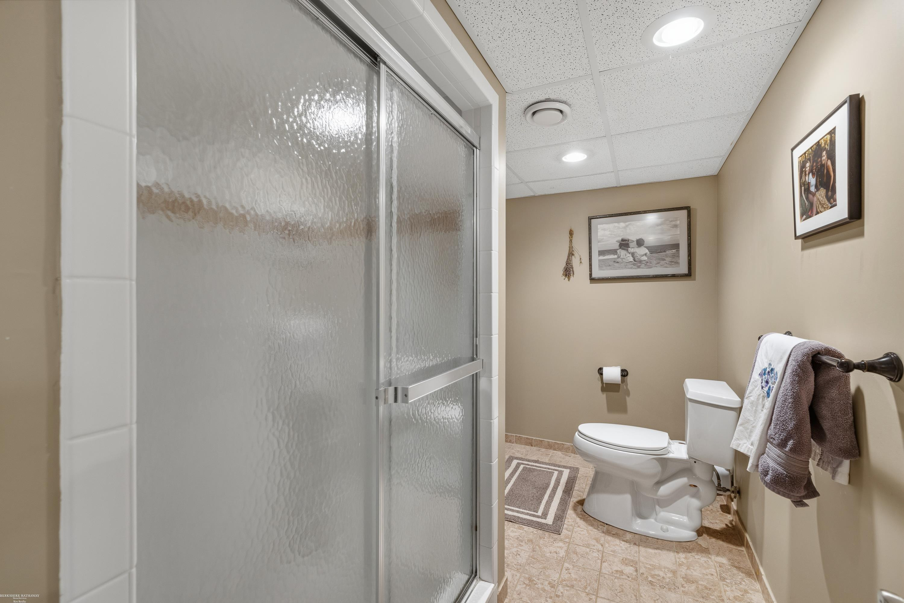 22465 Bluewater Drive, Macomb, MI 48044 — Photo 36