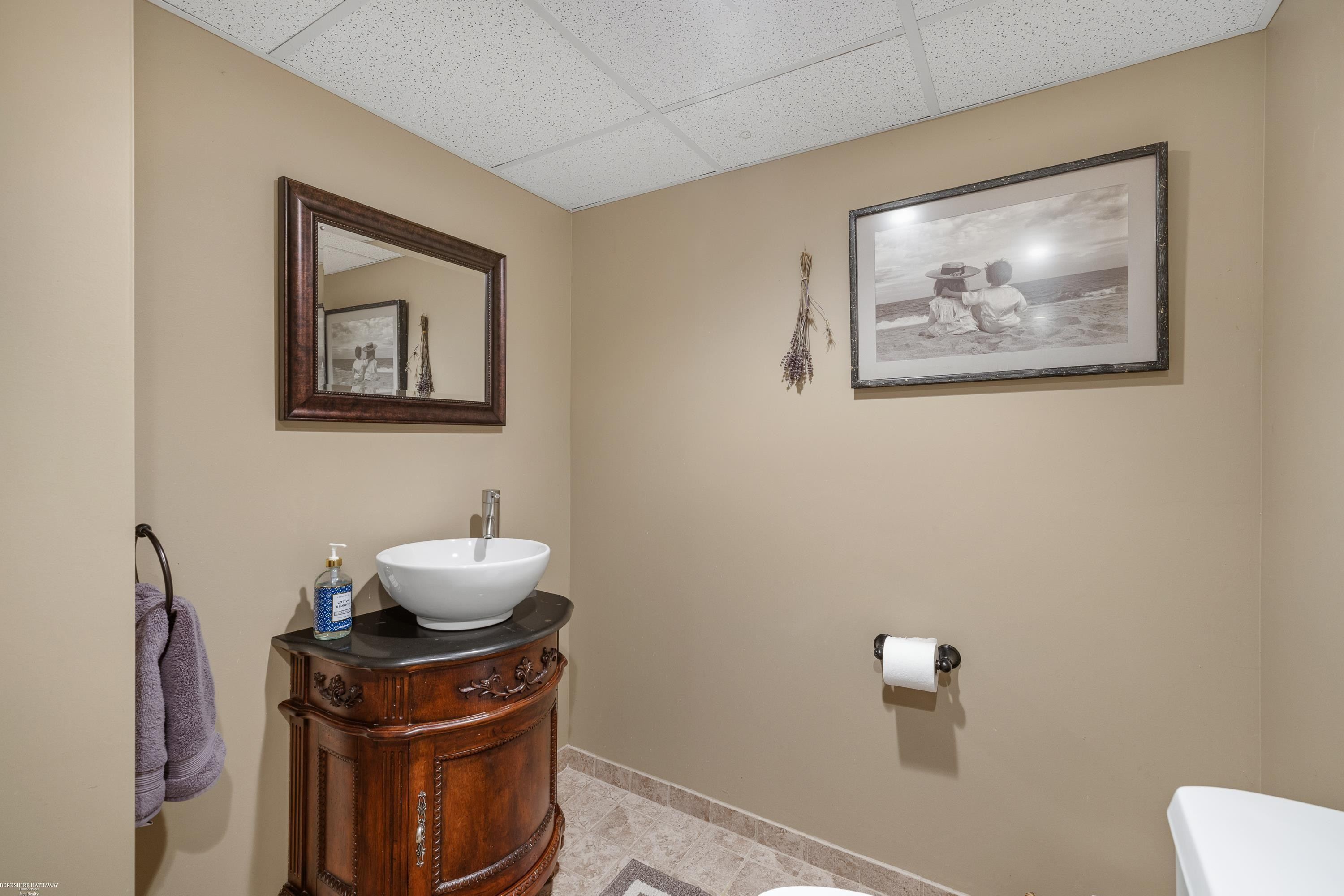 22465 Bluewater Drive, Macomb, MI 48044 — Photo 37
