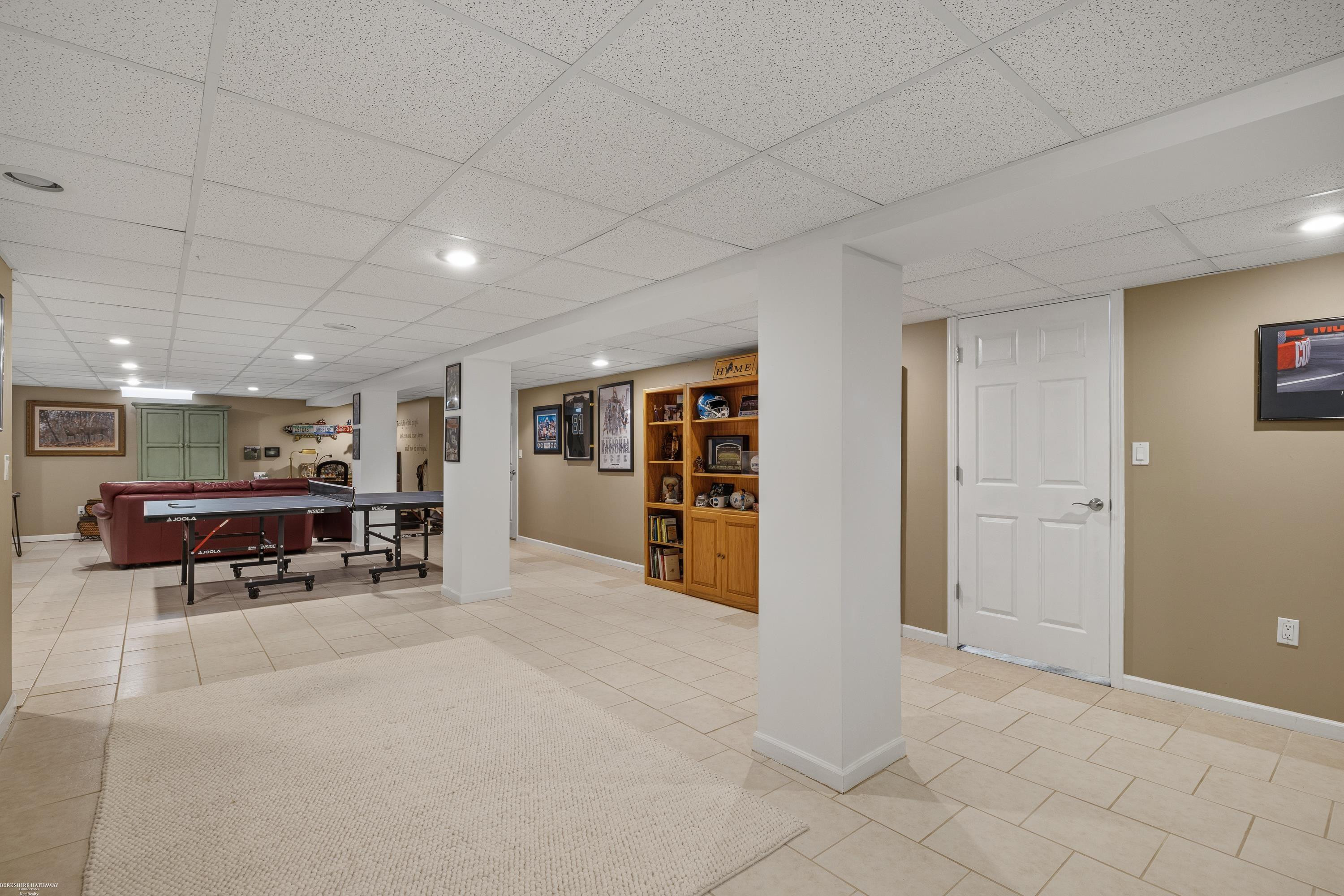 22465 Bluewater Drive, Macomb, MI 48044 — Photo 40