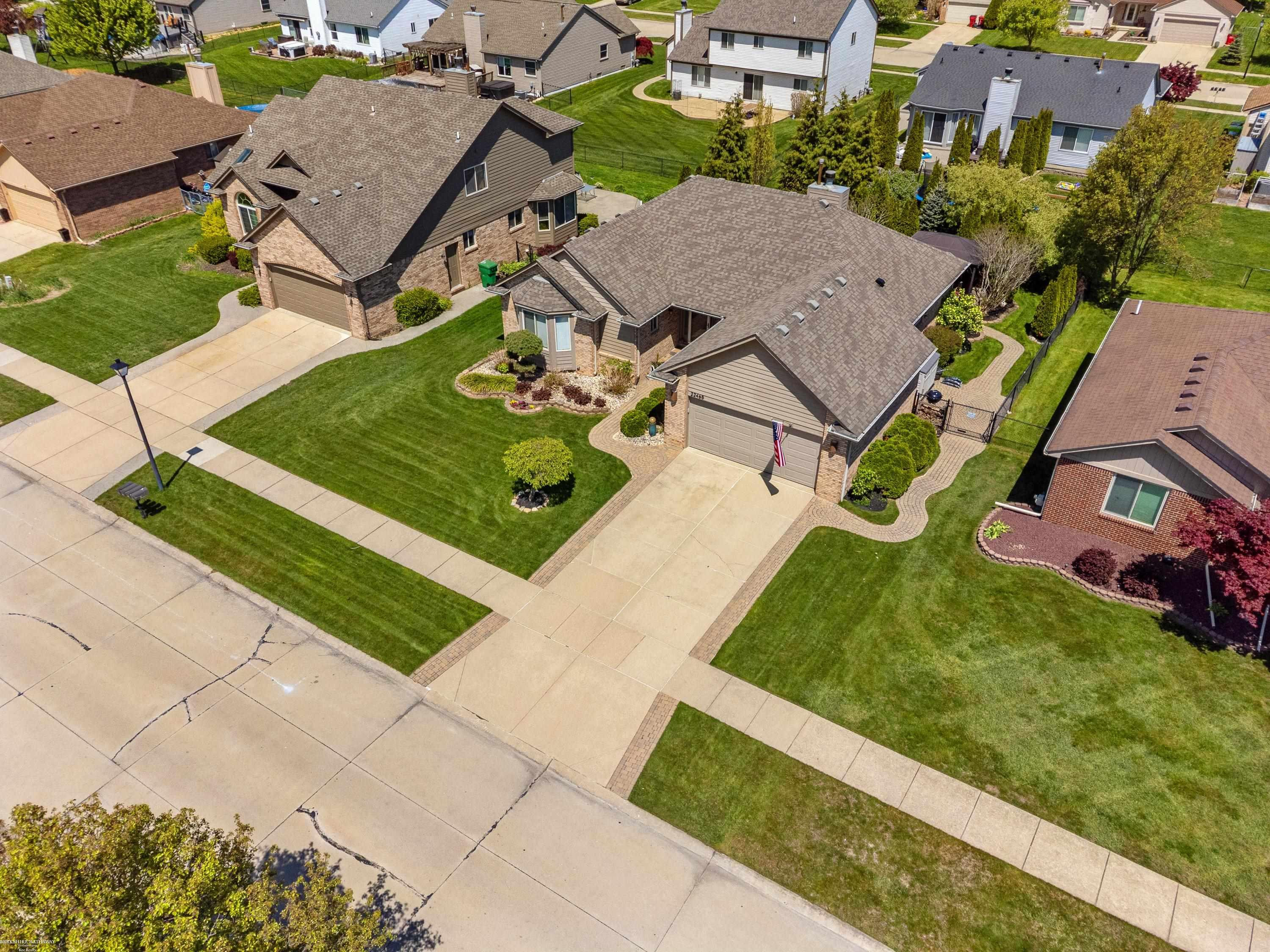 22465 Bluewater Drive, Macomb, MI 48044 — Photo 63
