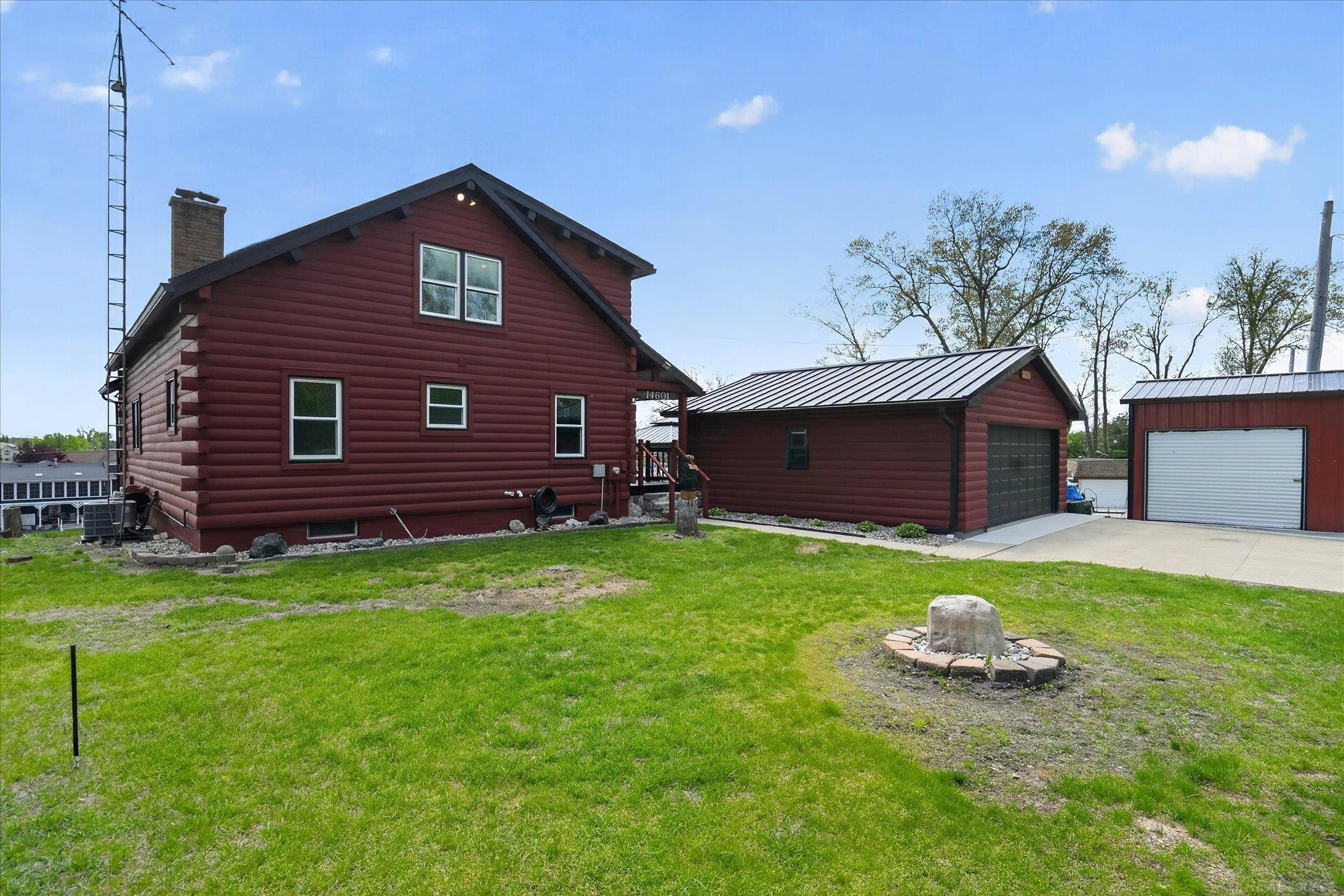 14601 Brookhurst Drive, Cement City, MI 49233 — Photo 3