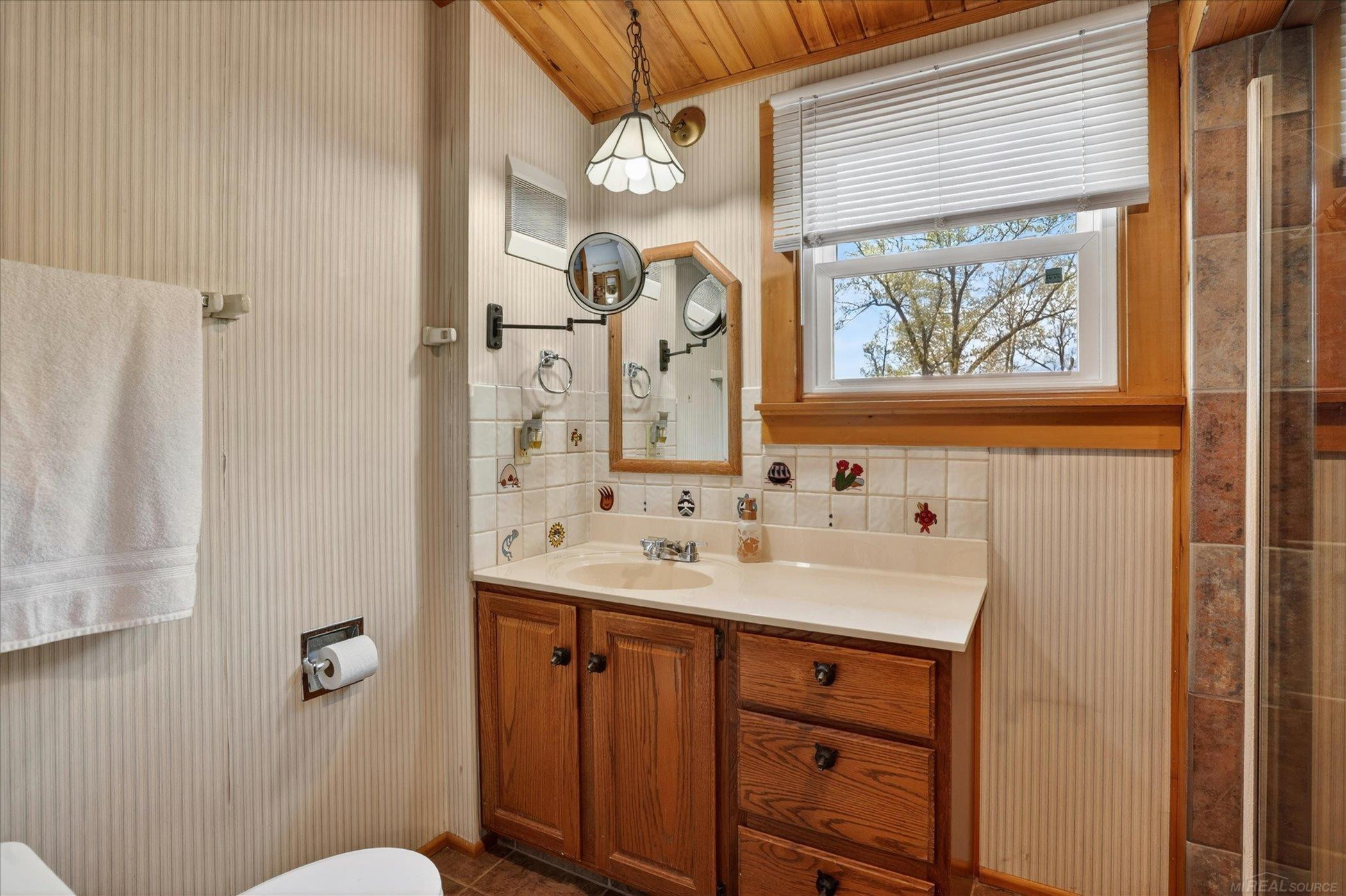14601 Brookhurst Drive, Cement City, MI 49233 — Photo 28