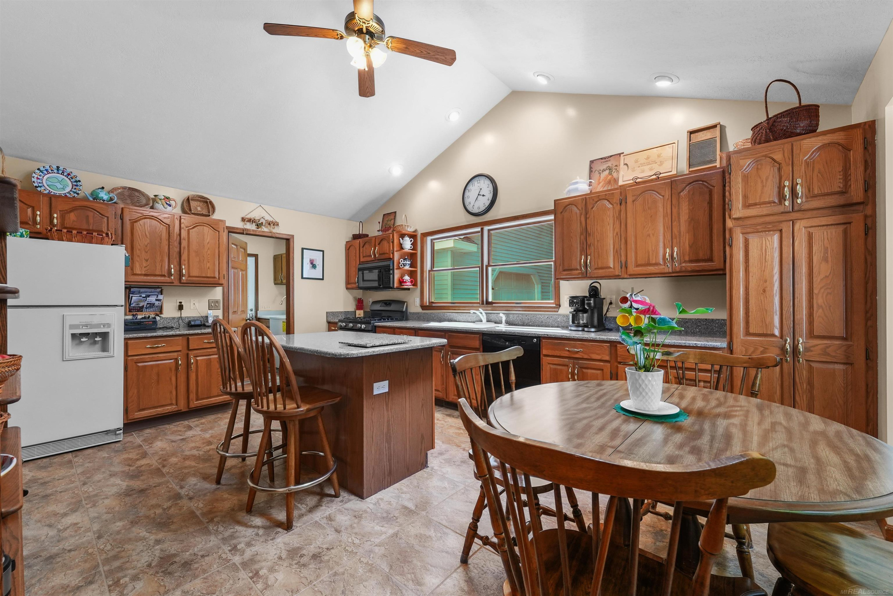 5675 Old Orchard Road, Prudenville, MI 48651 — Photo 26