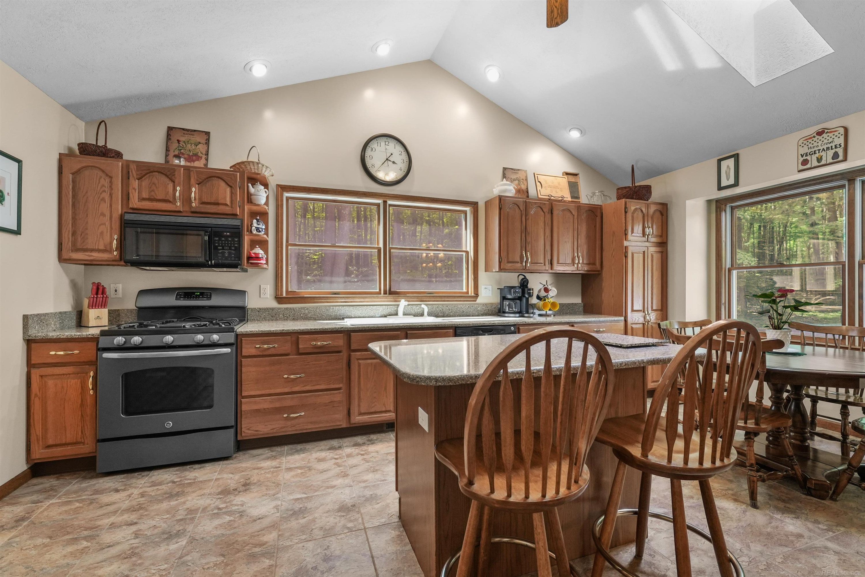 5675 Old Orchard Road, Prudenville, MI 48651 — Photo 27