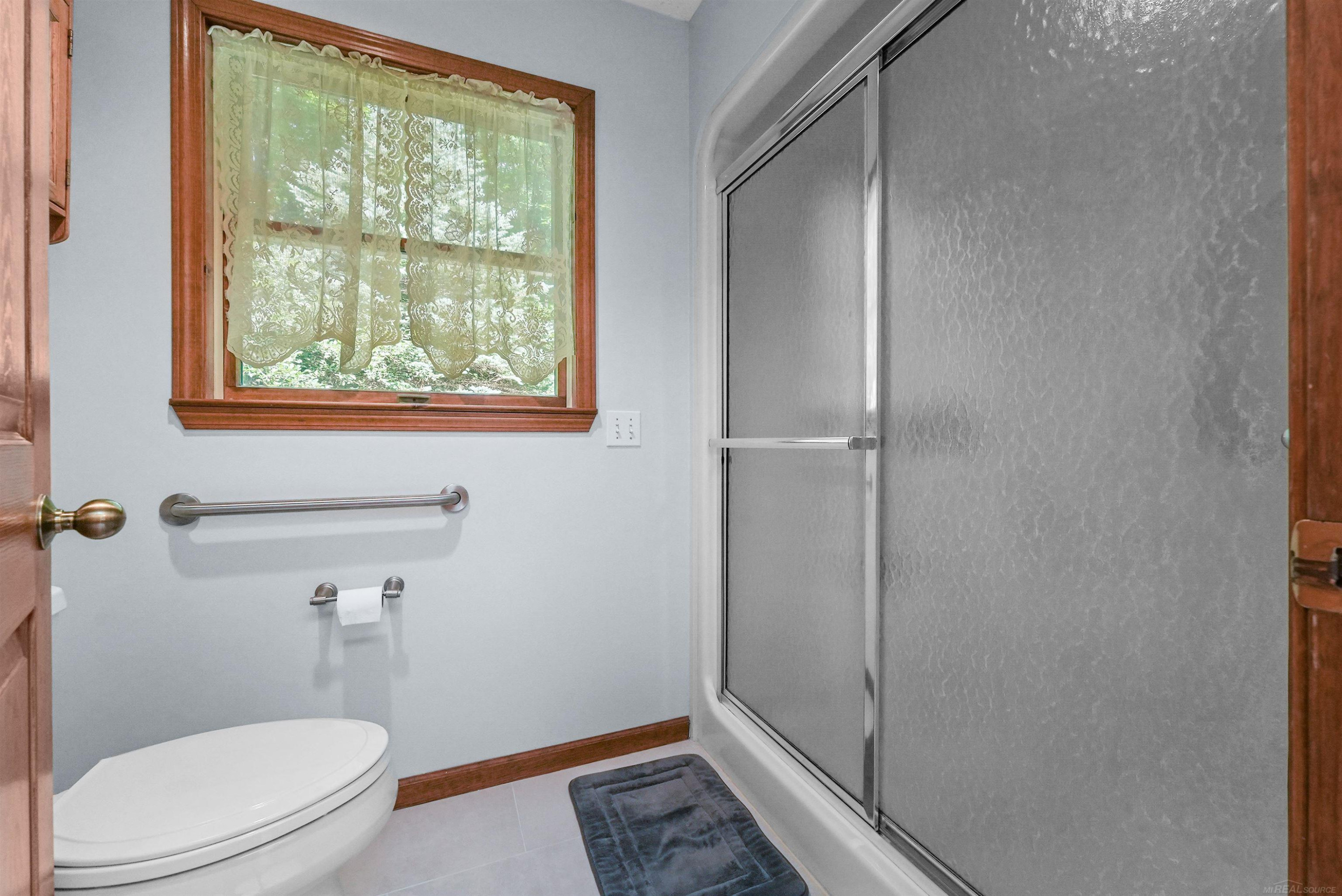 5675 Old Orchard Road, Prudenville, MI 48651 — Photo 36