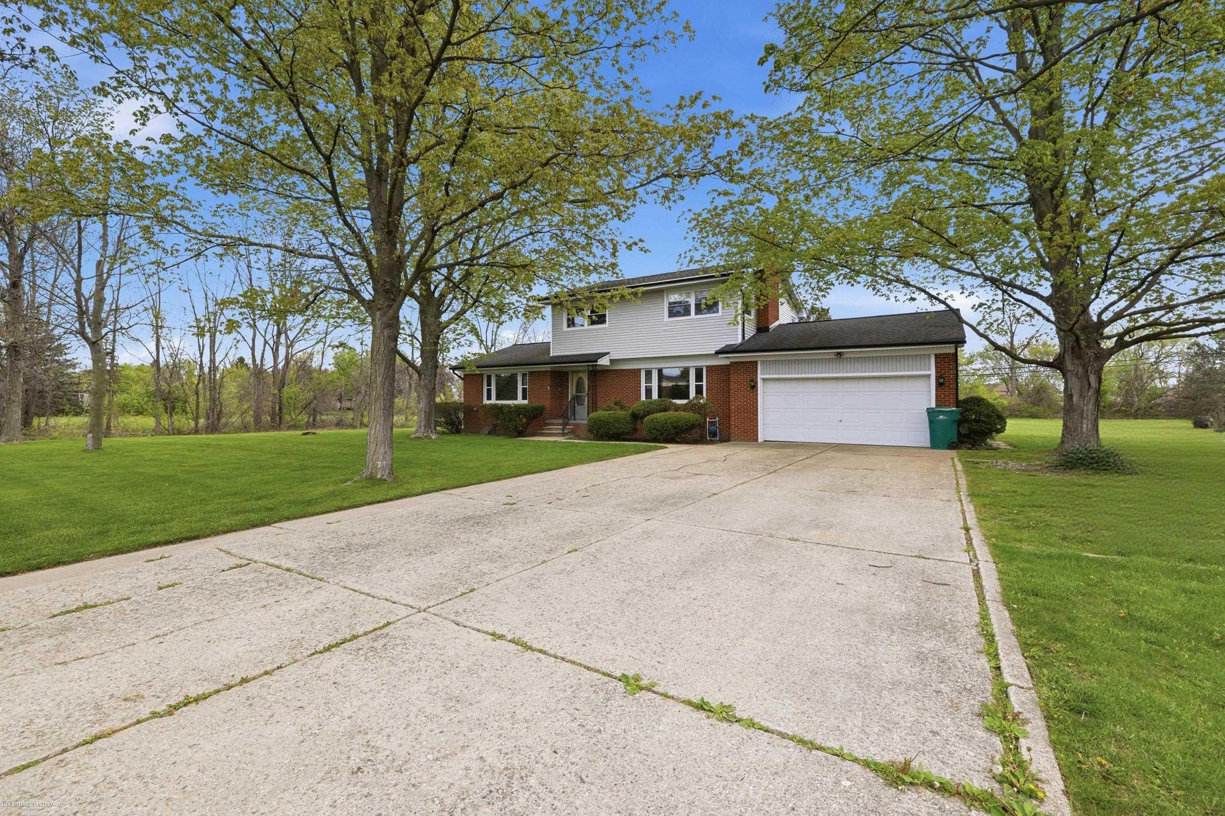 46700 Tilch Road, Macomb, MI 48044 — front exterior