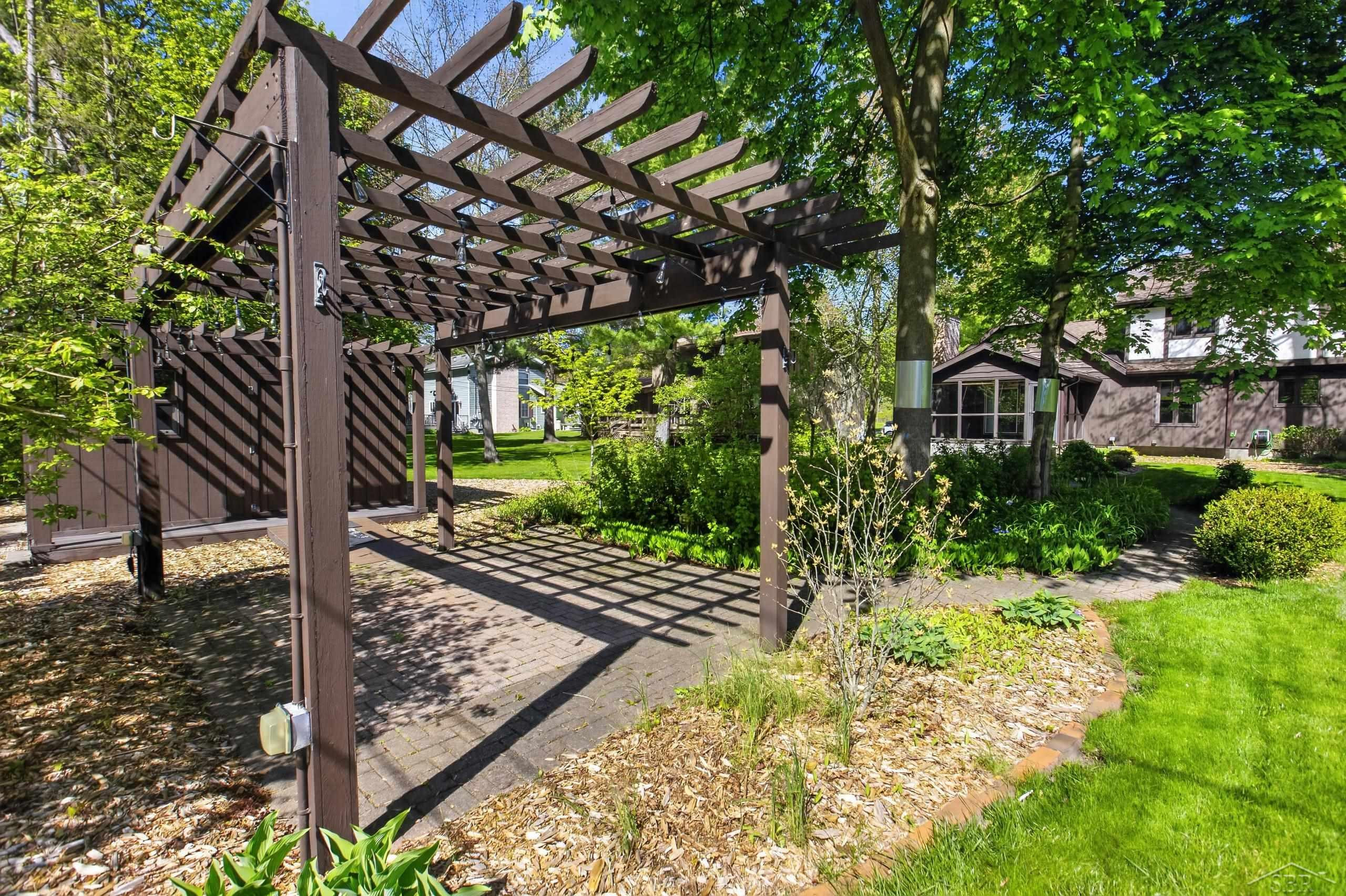 5507 Whitehall Street, Midland, MI 48642 — Photo 11