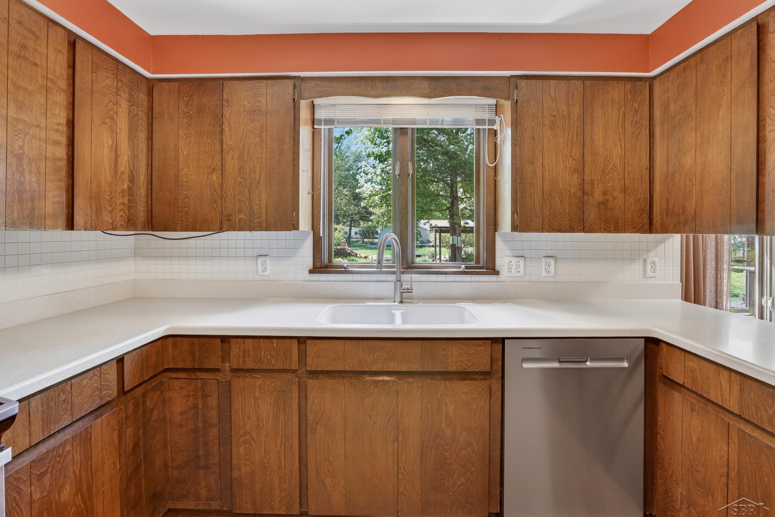 5507 Whitehall Street, Midland, MI 48642 — Photo 21