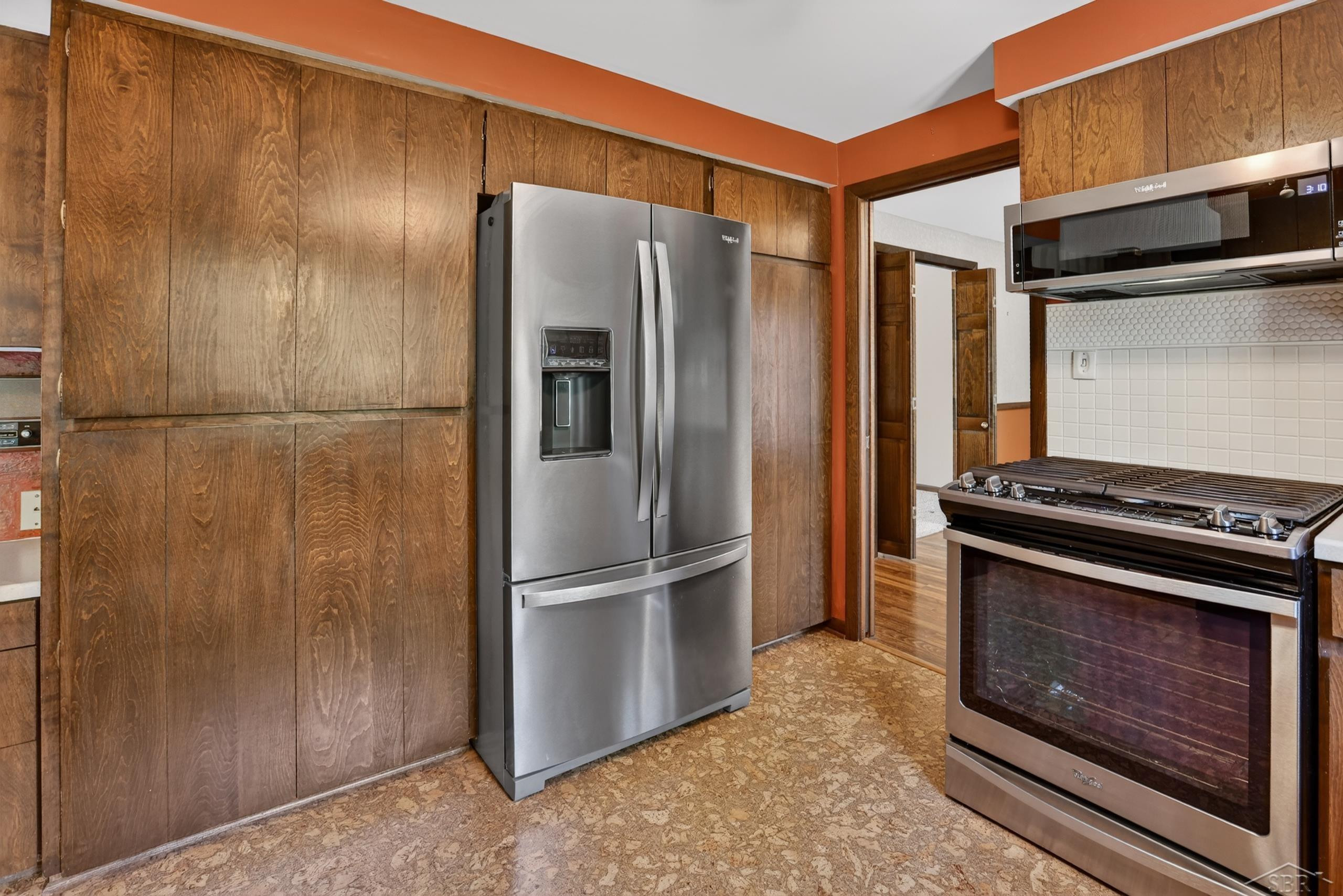5507 Whitehall Street, Midland, MI 48642 — Photo 24