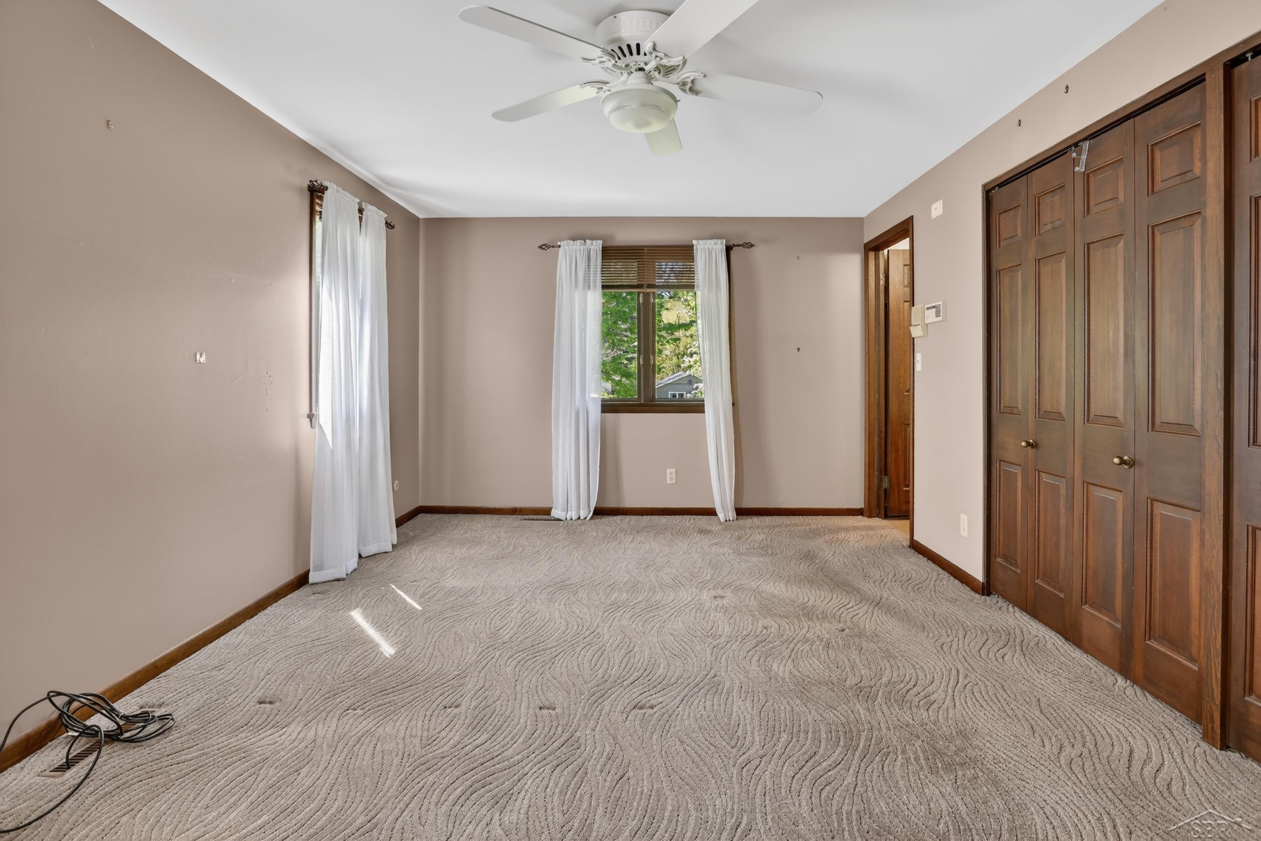 5507 Whitehall Street, Midland, MI 48642 — Photo 36