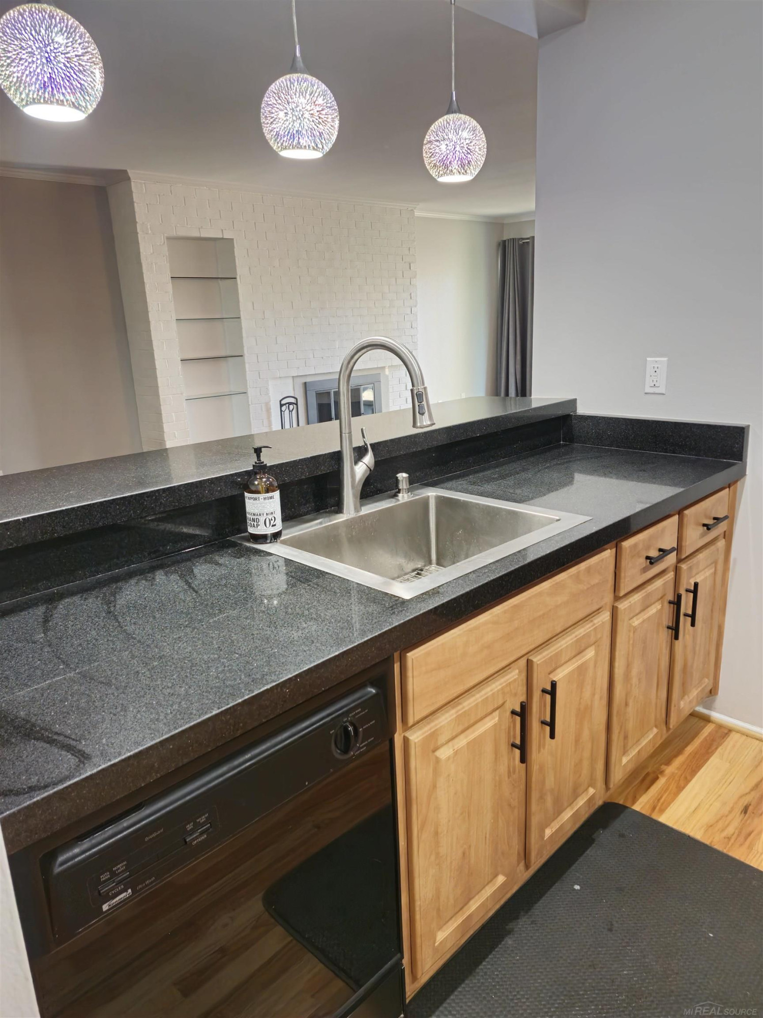 1549 S Hill Boulevard, Bloomfield Hills, MI 48304 — Photo 17