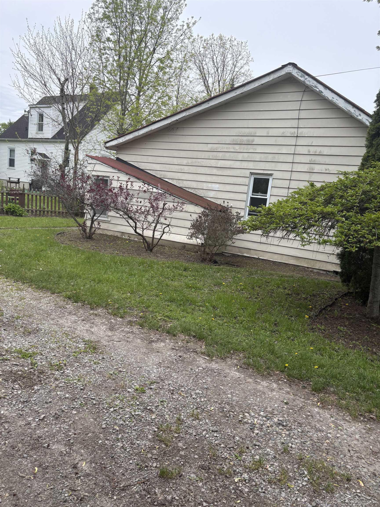 3580 wilkins Street, Bridgeport, MI 48601 — Photo 3