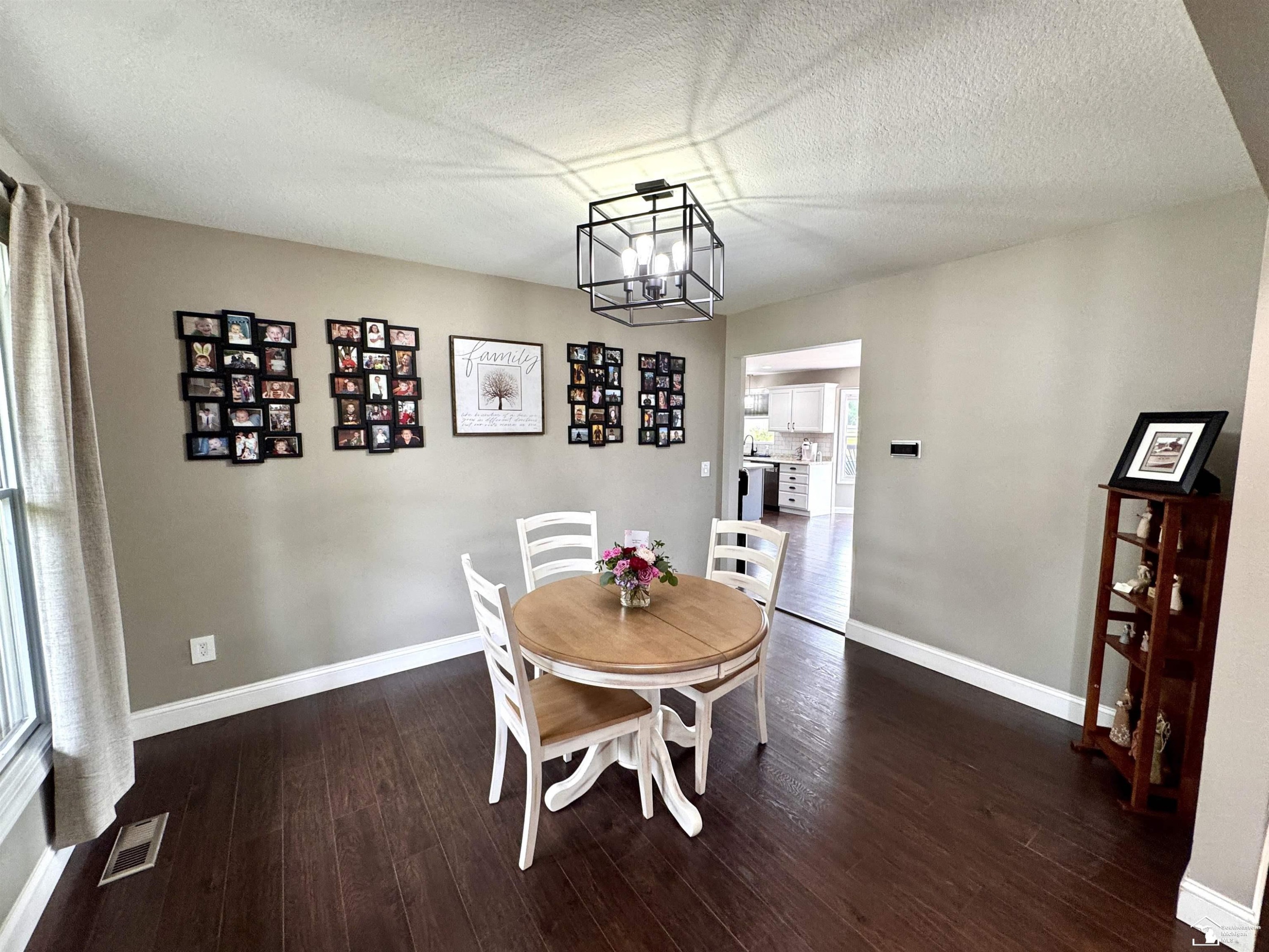 2823 Chapel Creek Drive, Lambertville, MI 48144 — Photo 7