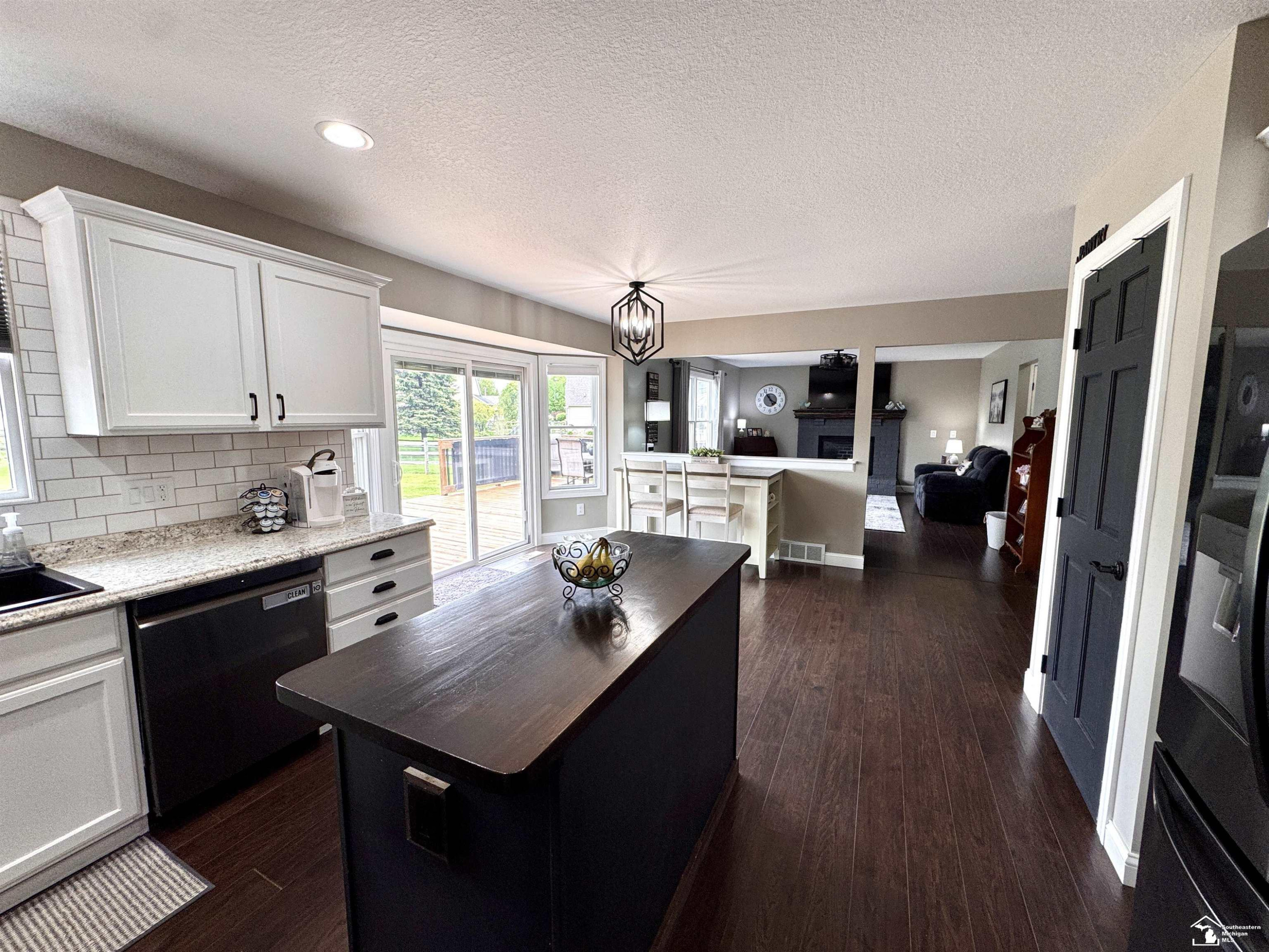 2823 Chapel Creek Drive, Lambertville, MI 48144 — Photo 8