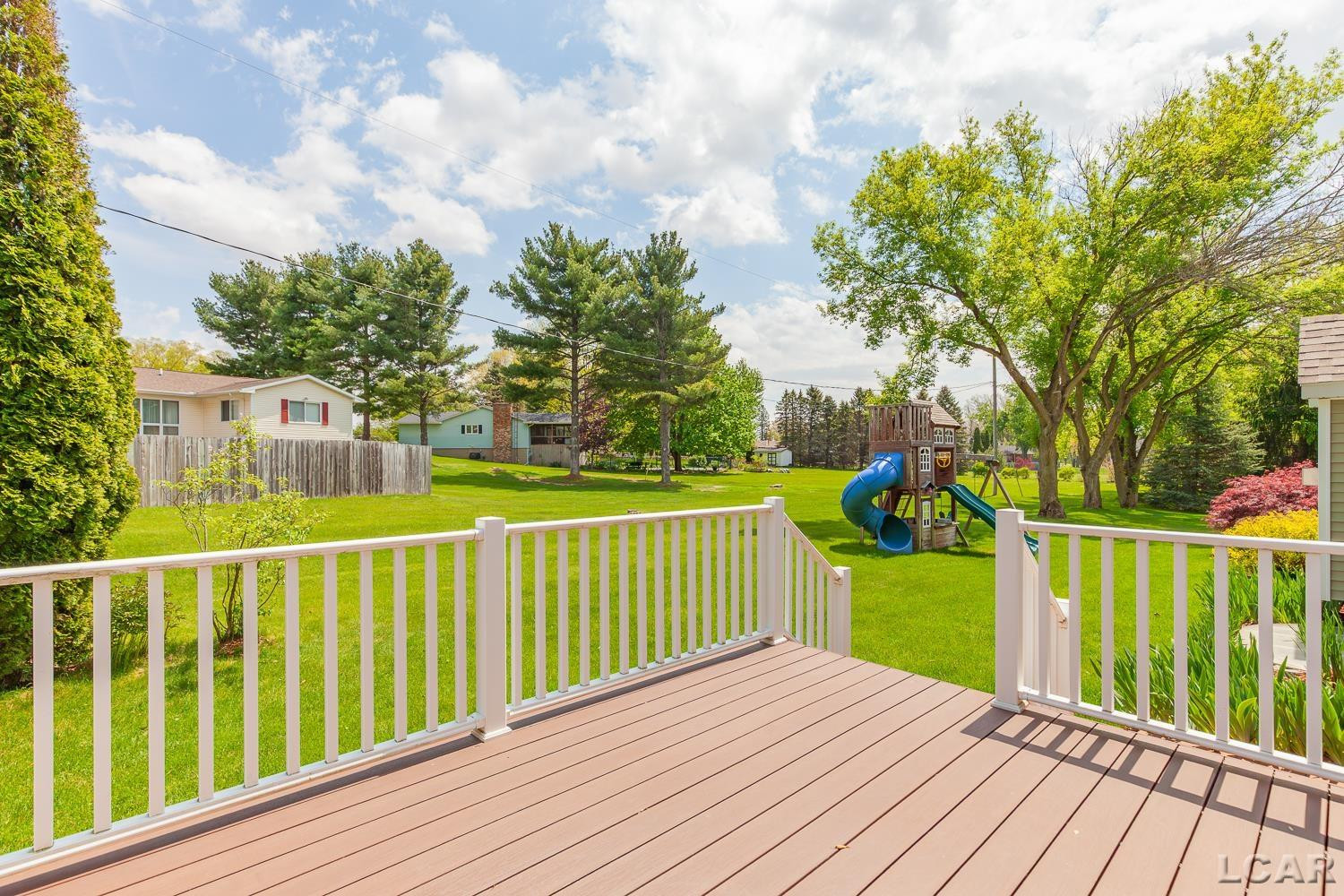 800 WOODSTOCK Lane, Tecumseh, MI 49286 — Photo 3