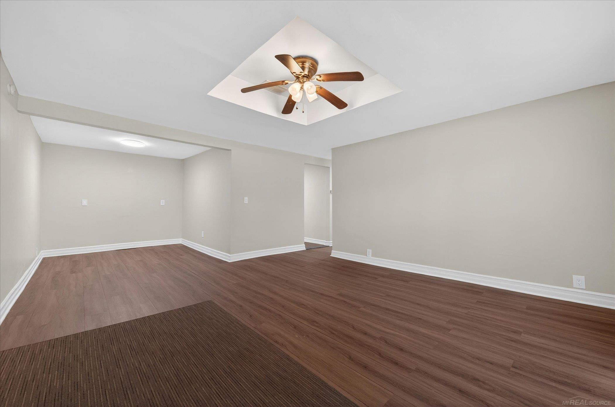 3310 Blue Water Drive, MI 48059 — Photo 19