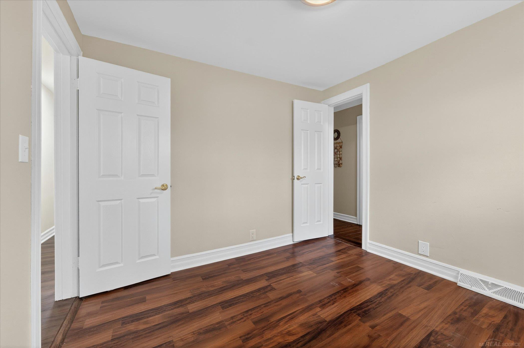 3310 Blue Water Drive, MI 48059 — Photo 28