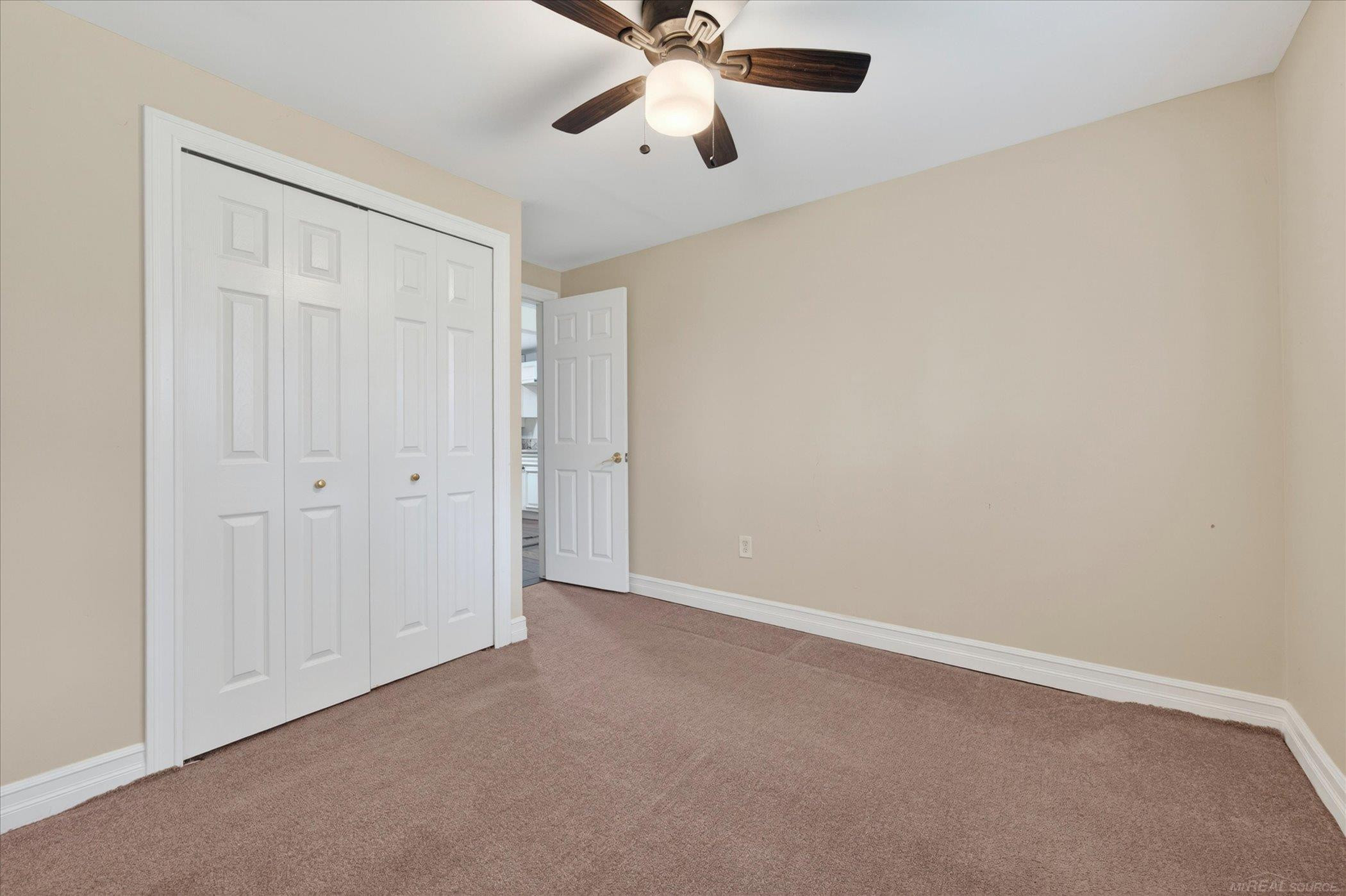 3310 Blue Water Drive, MI 48059 — Photo 36