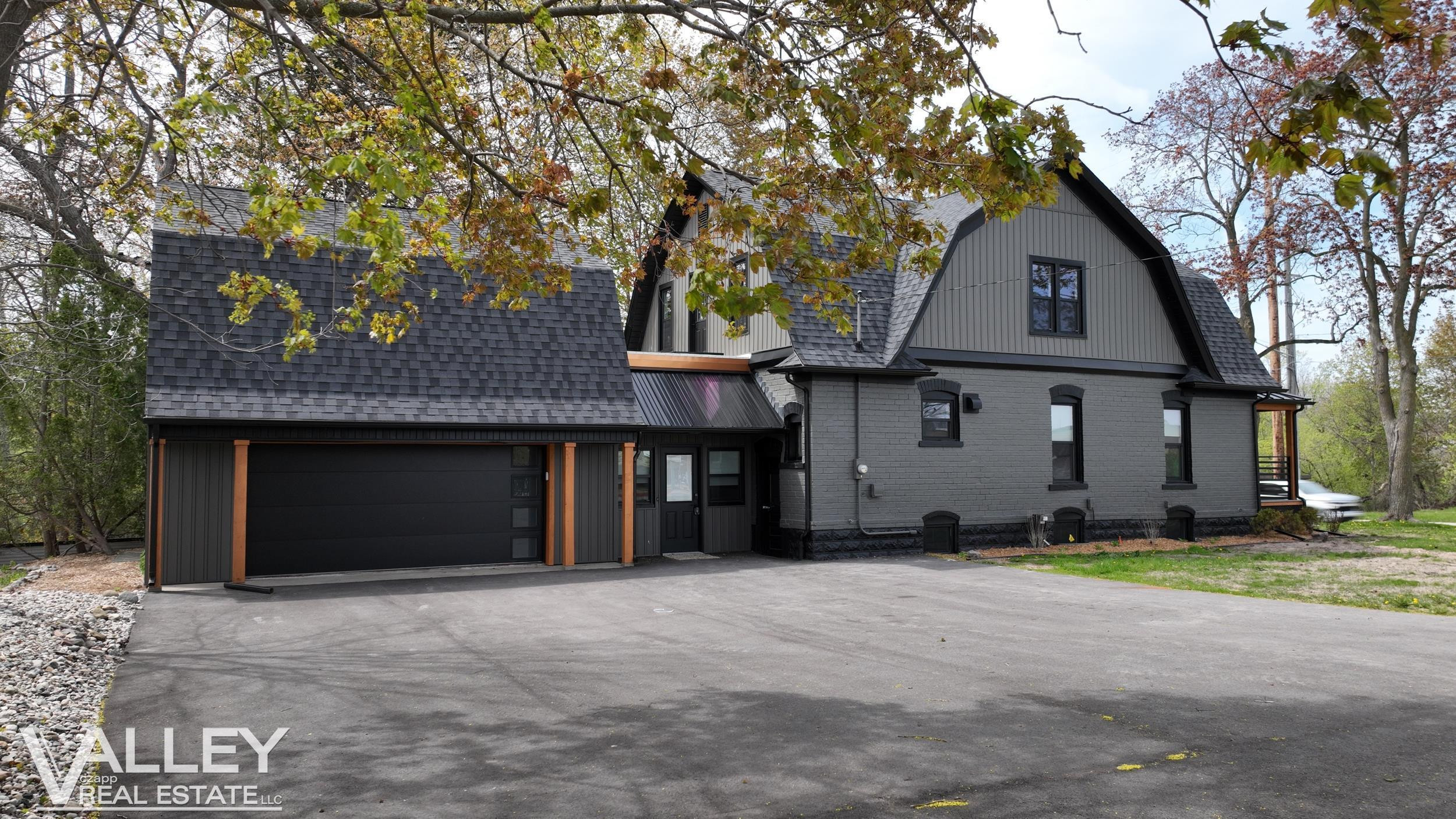 175 W Washington Street, Freeland, MI 48623 — Photo 4