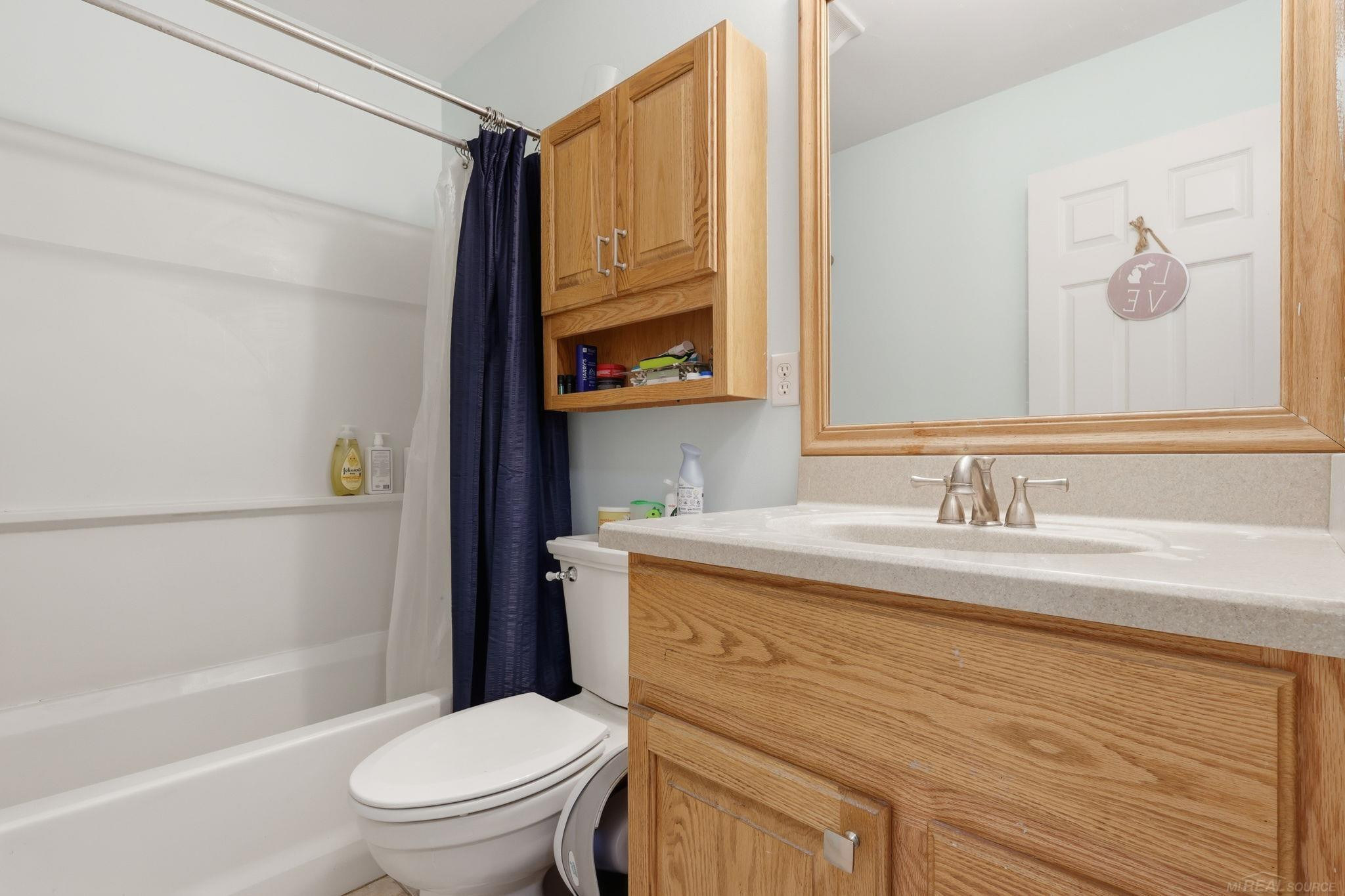 45471 Ronnen Drive, MI 48044 — Photo 12