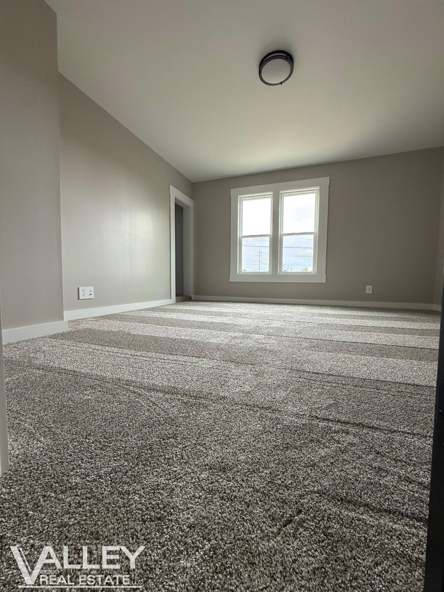175 W Washington Street, Freeland, MI 48623 — Photo 27