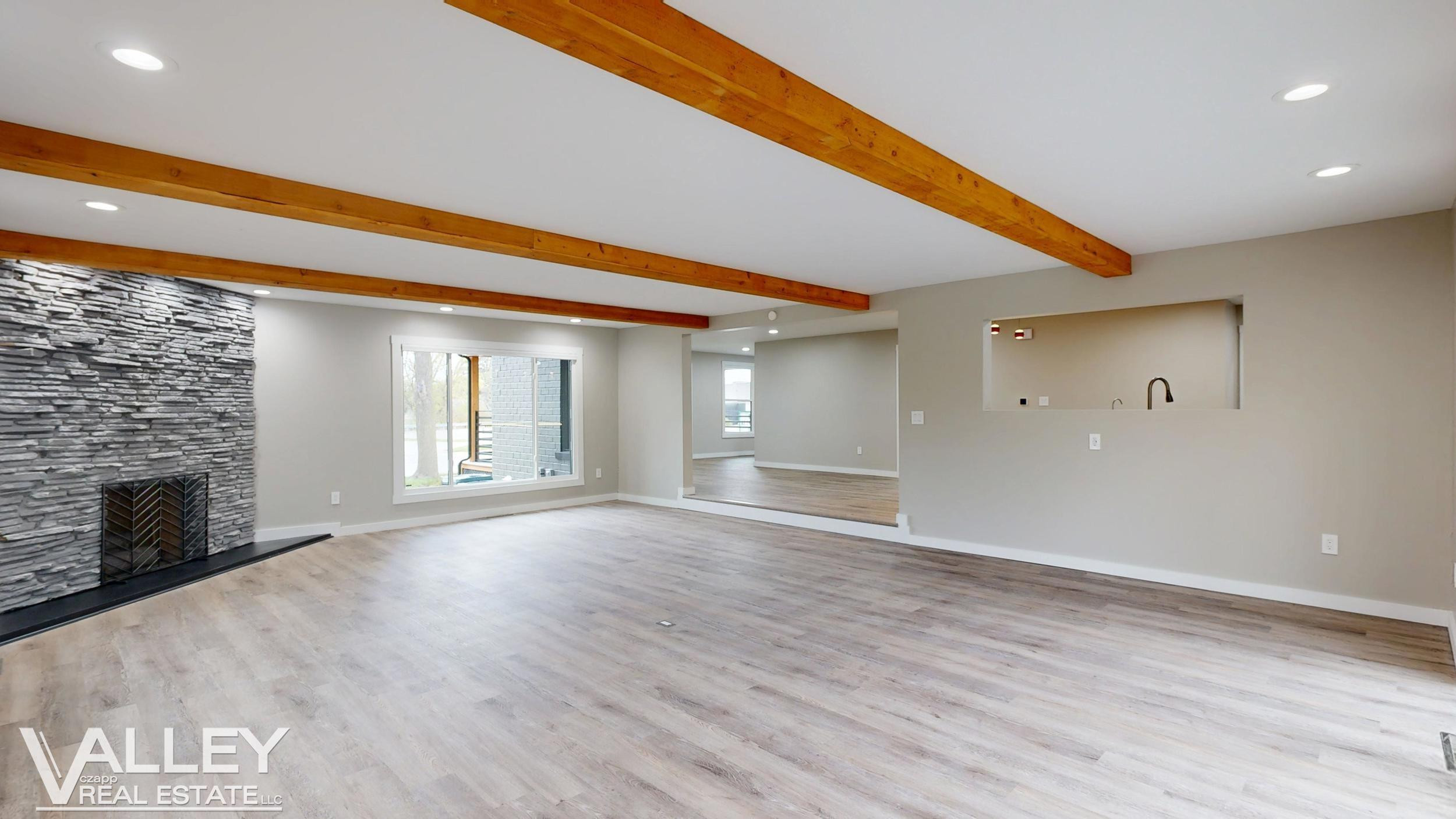 175 W Washington Street, Freeland, MI 48623 — Photo 40