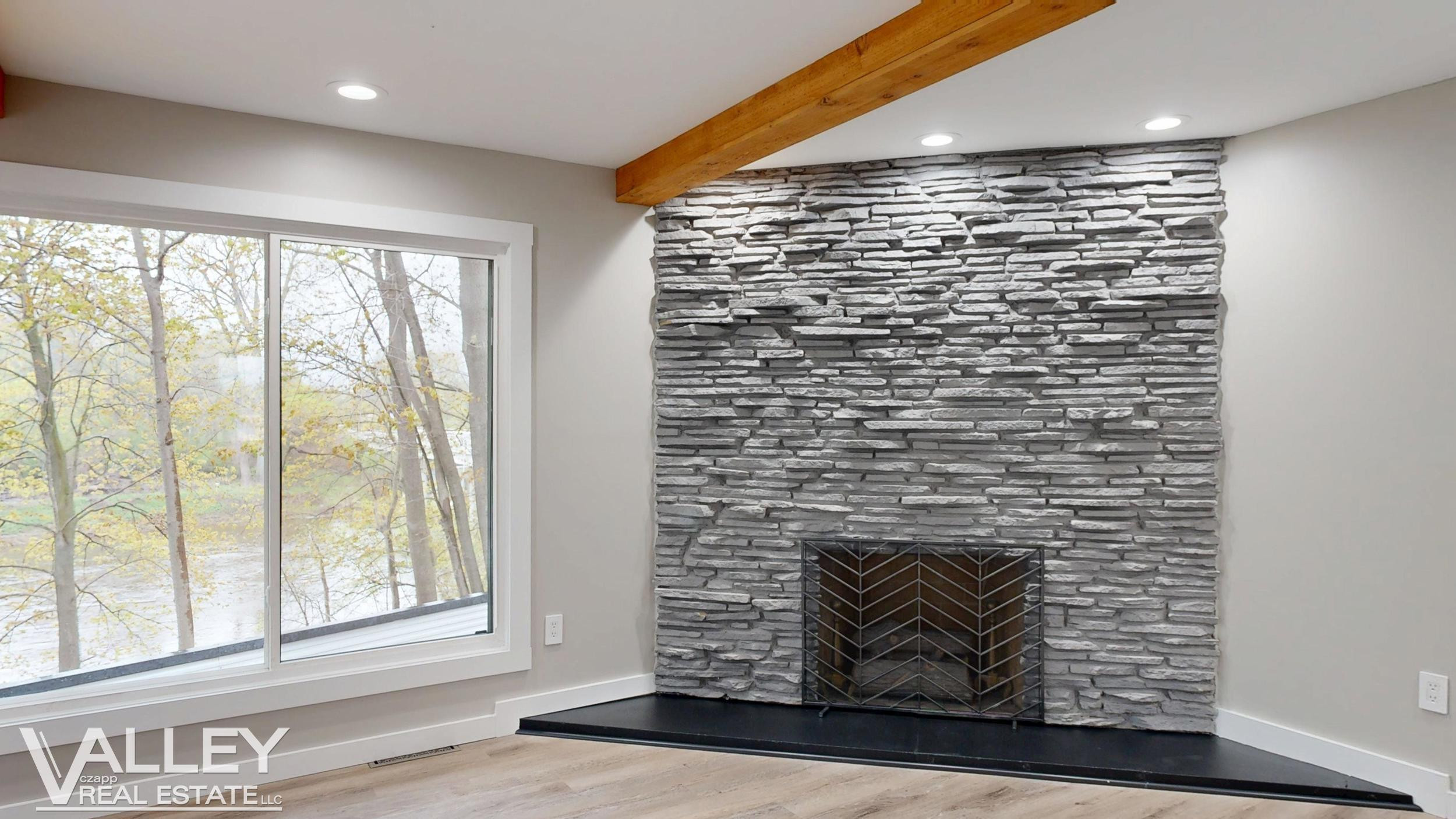 175 W Washington Street, Freeland, MI 48623 — Photo 41
