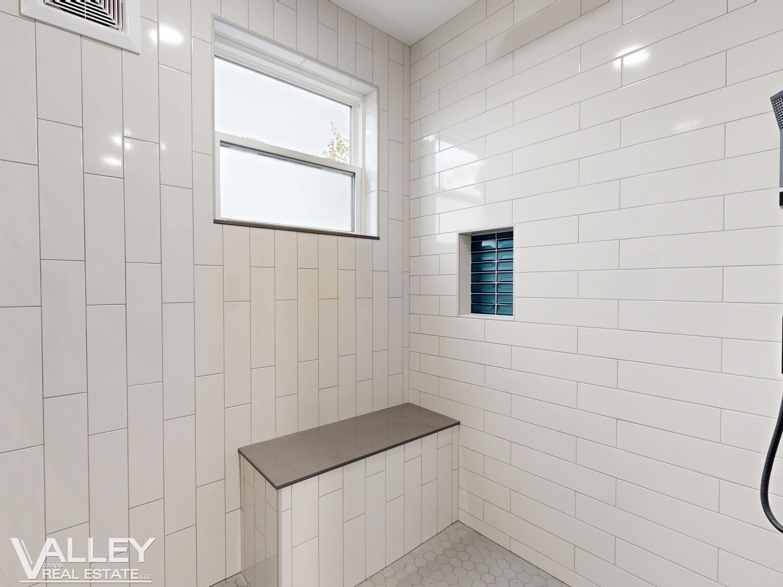 175 W Washington Street, Freeland, MI 48623 — Photo 51