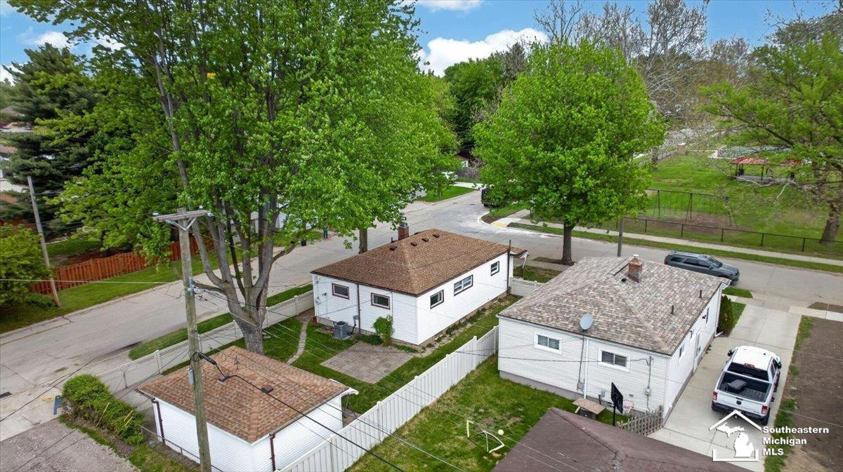 604 8th Street, Wyandotte, MI 48192 — Photo 26