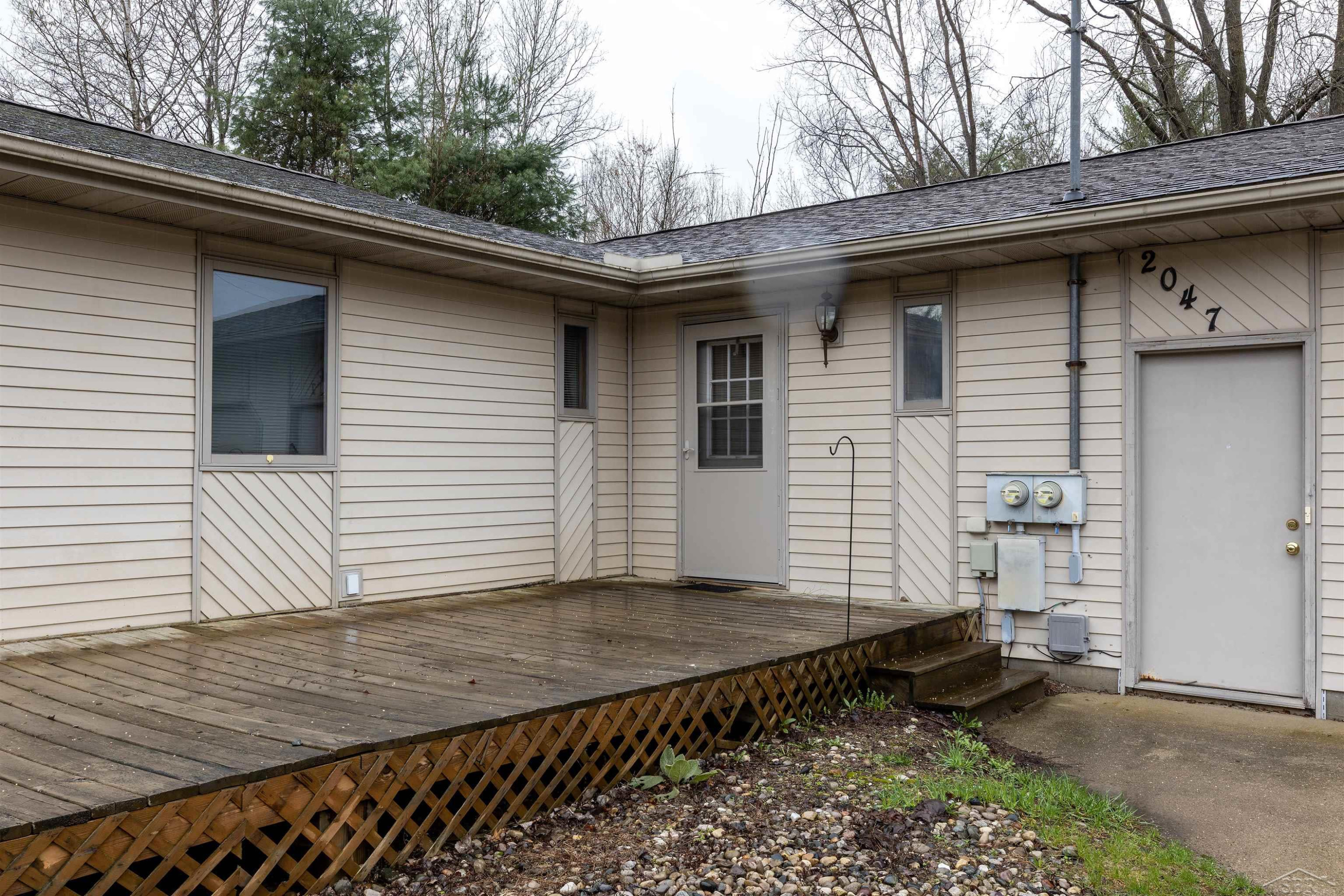2043/2047 N Neiner Road, Sanford, MI 48657 — Photo 2