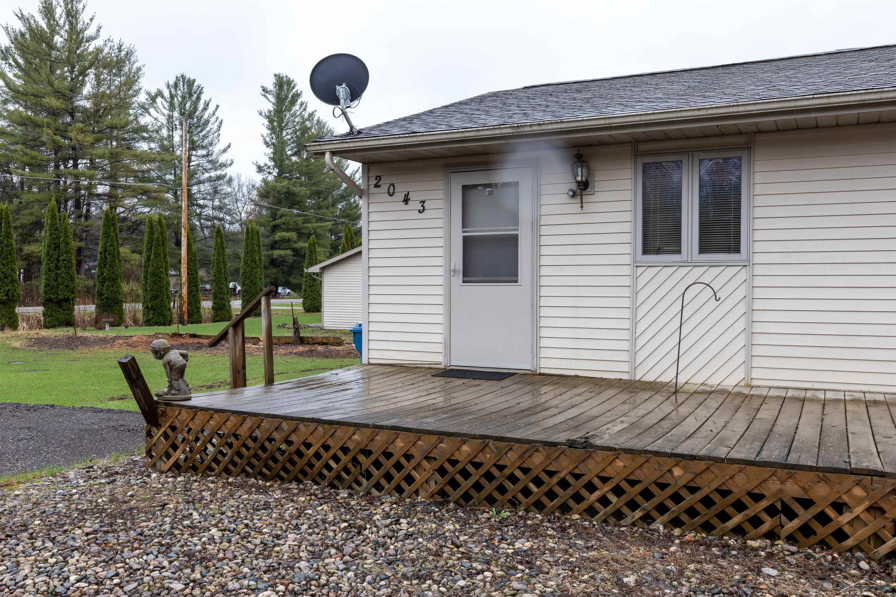 2043/2047 N Neiner Road, Sanford, MI 48657 — Photo 21