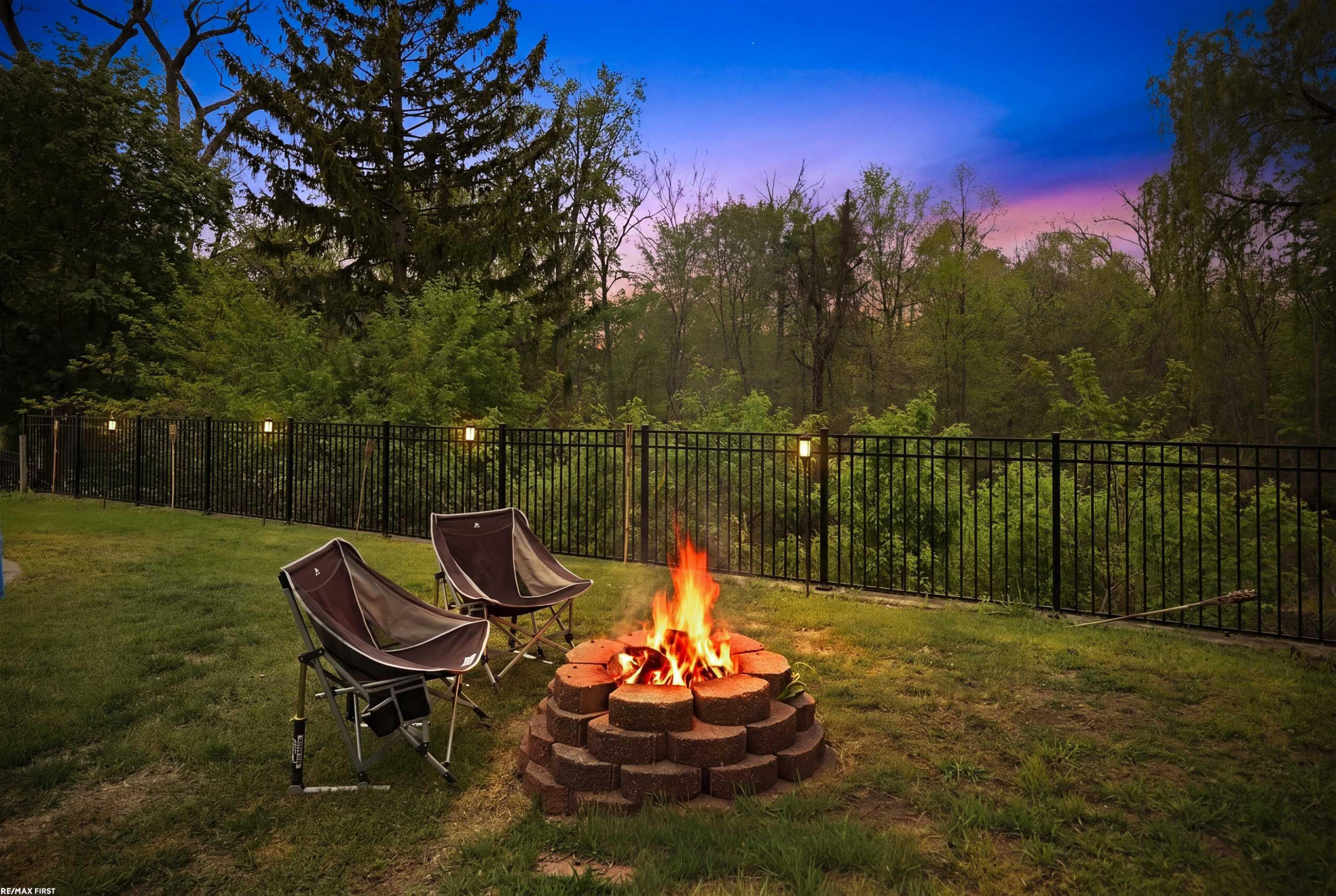 8490 Clinton River Road, Sterling Heights, MI 48314 — Photo 4