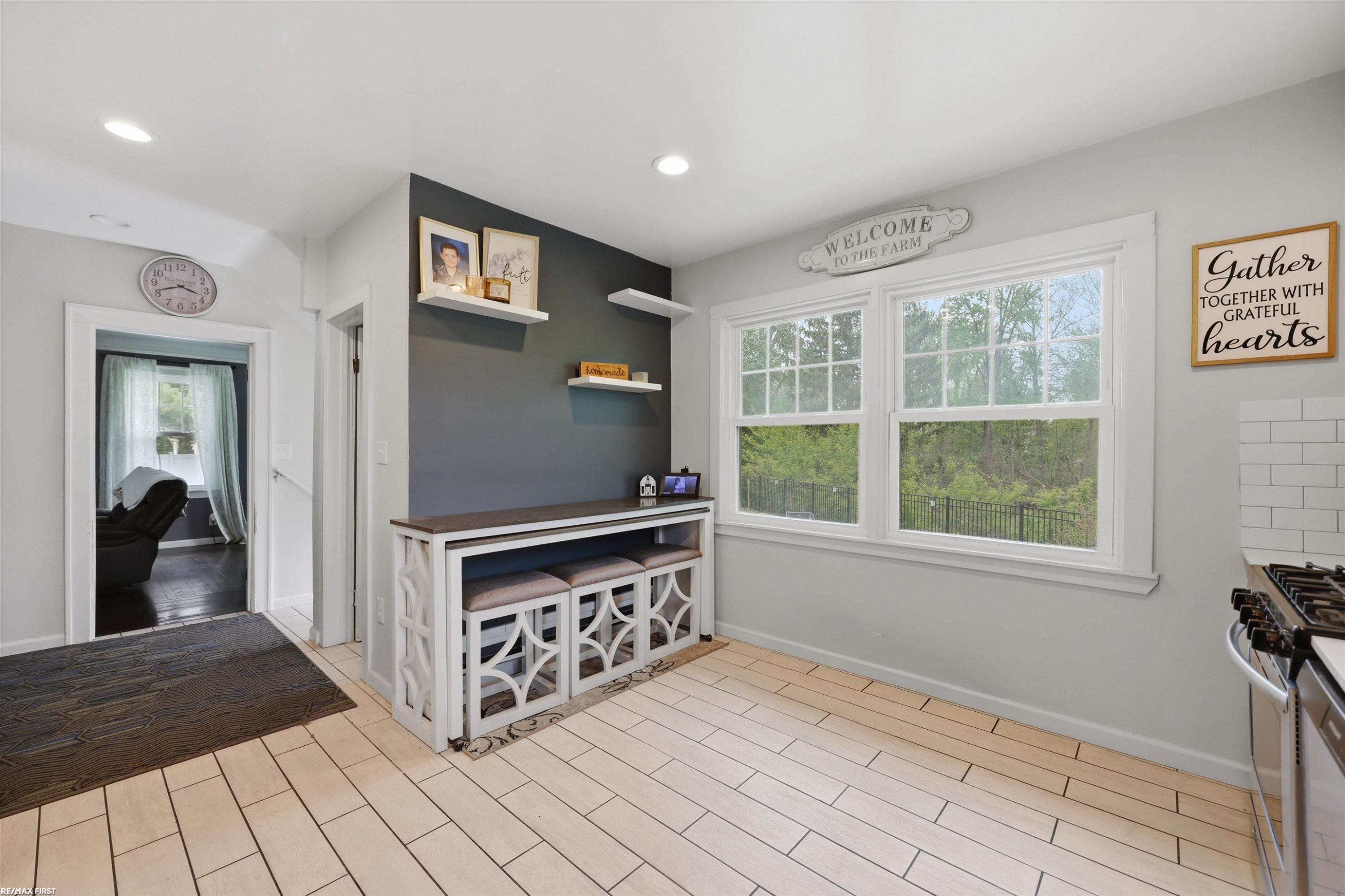 8490 Clinton River Road, Sterling Heights, MI 48314 — Photo 21