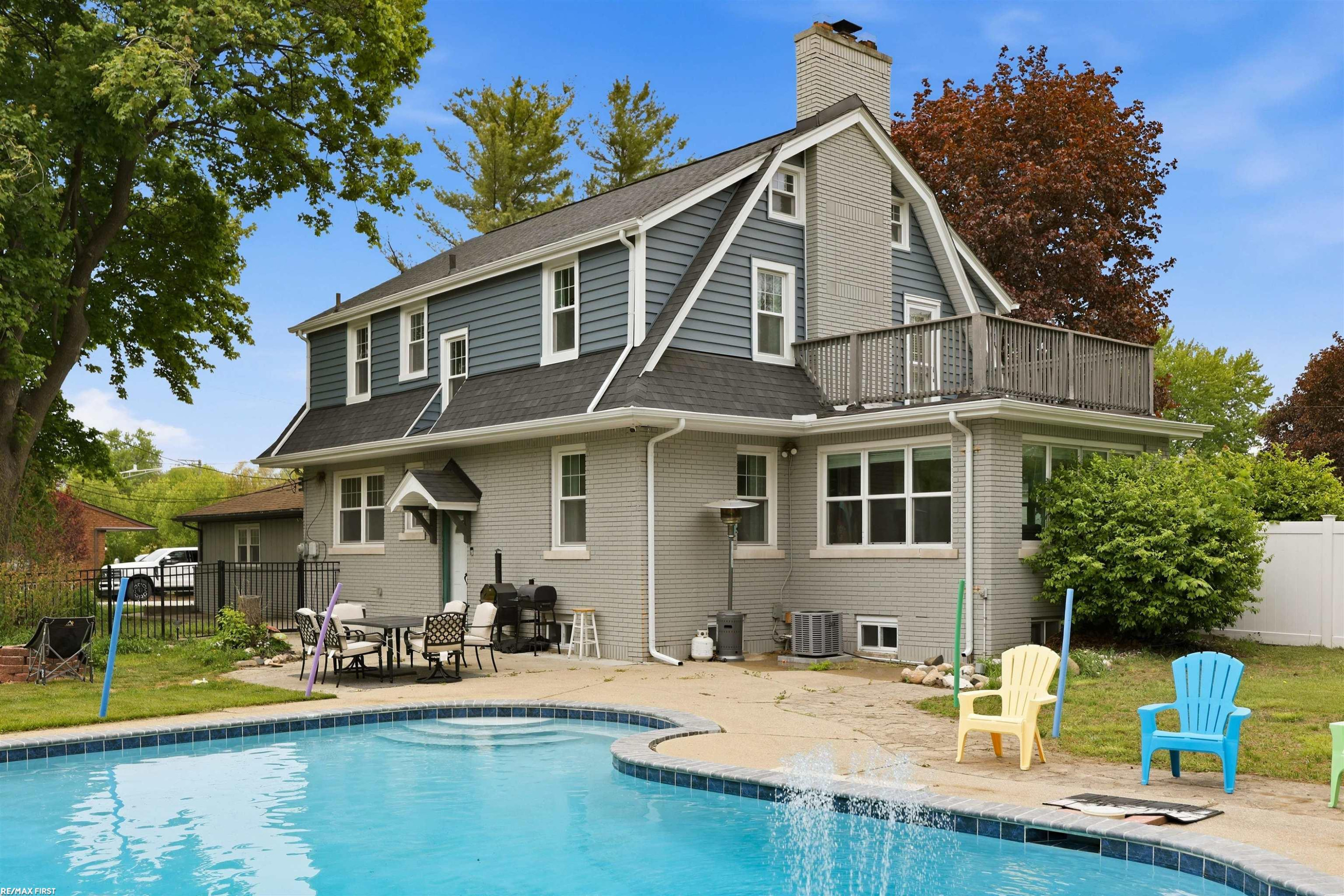8490 Clinton River Road, Sterling Heights, MI 48314 — Photo 49