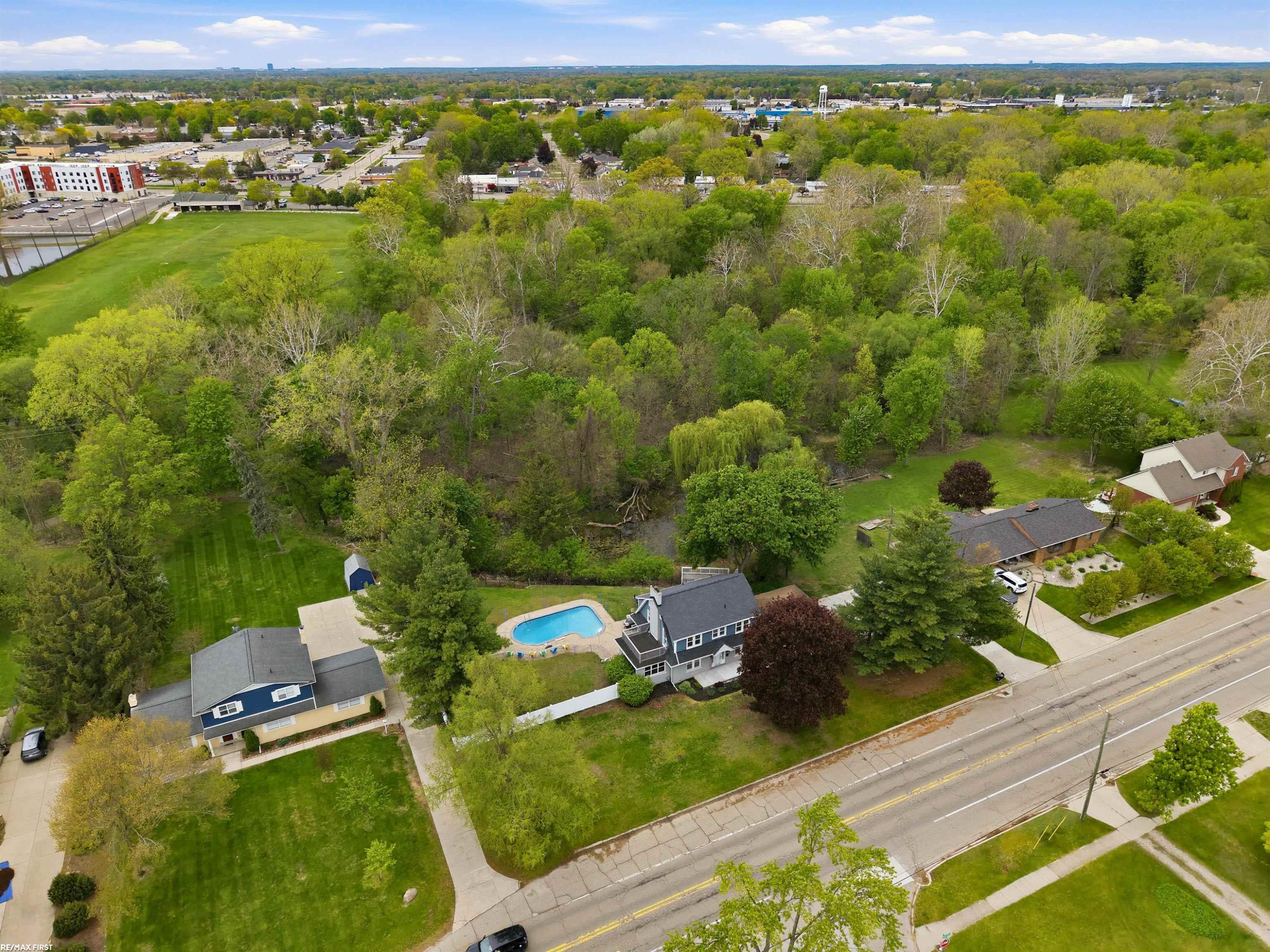 8490 Clinton River Road, Sterling Heights, MI 48314 — Photo 55
