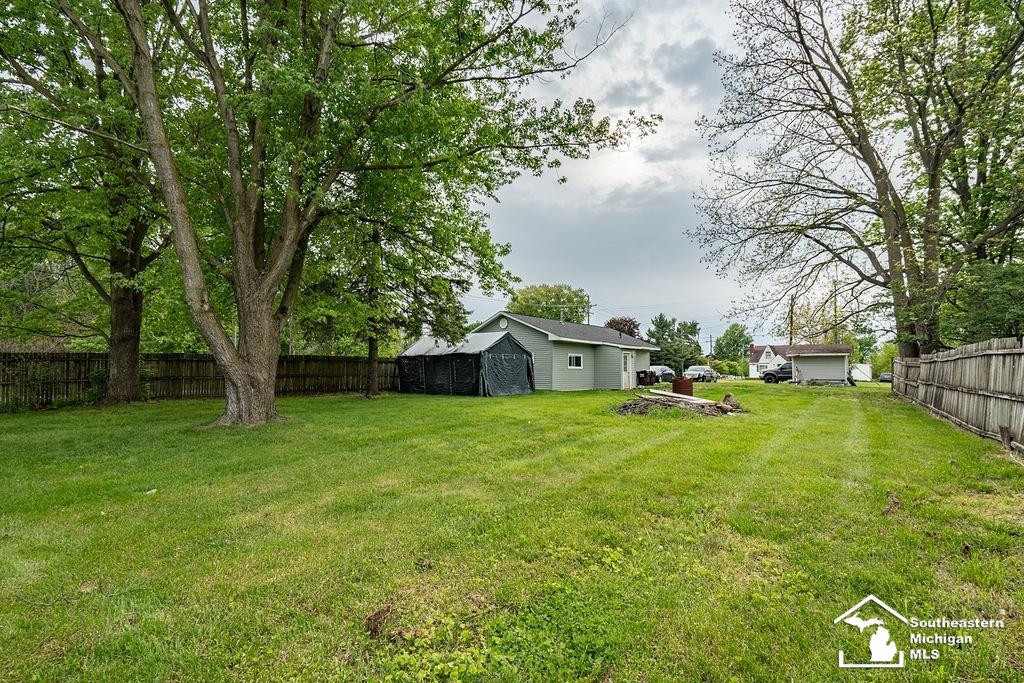 14374 Oakville Waltz Road, Willis, MI 48191 — Photo 5