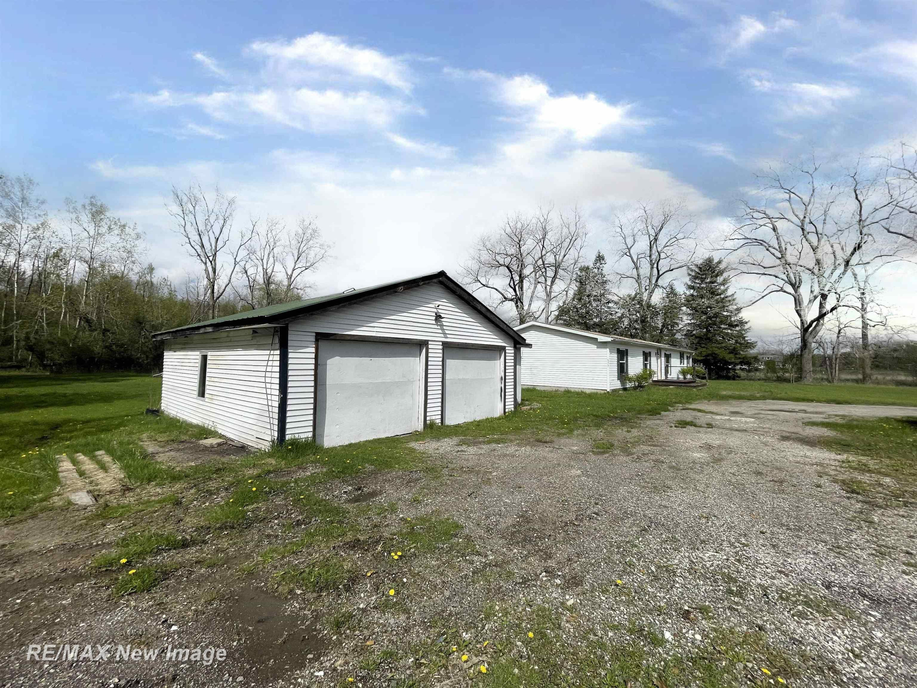 6227 Rathbun Road, Birch Run, MI 48415 — Photo 3