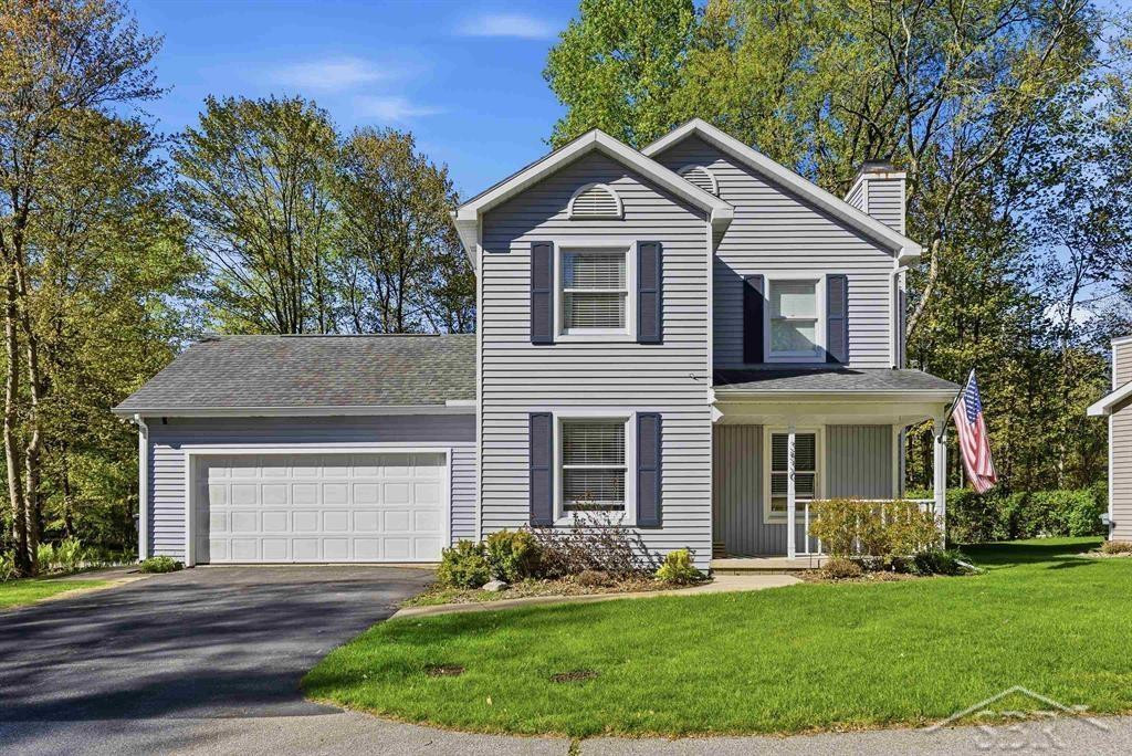 3530 Chippewassee Trail, Midland, MI 48640 — front exterior