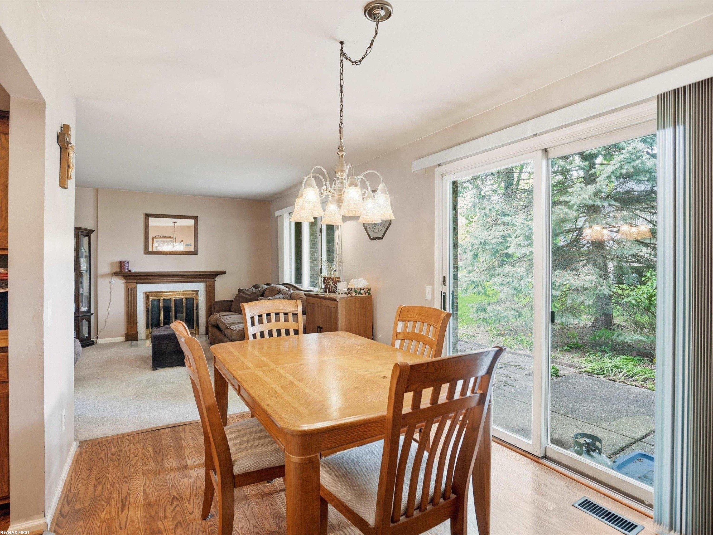 42552 Beverly Way, Clinton Twp, MI 48038 — Photo 10