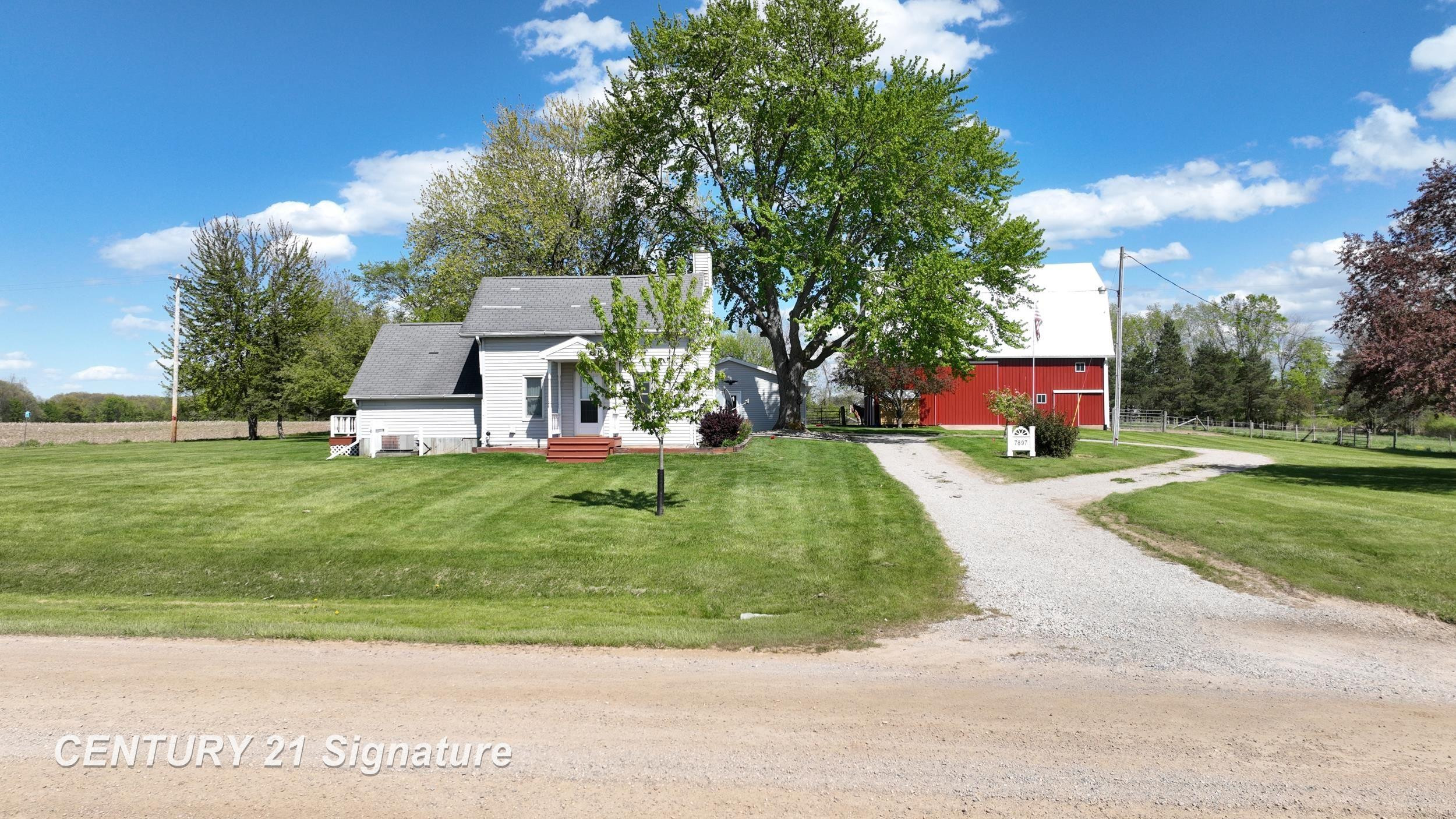7897 S Grove Road, Dewitt, MI 48820 — Photo 2