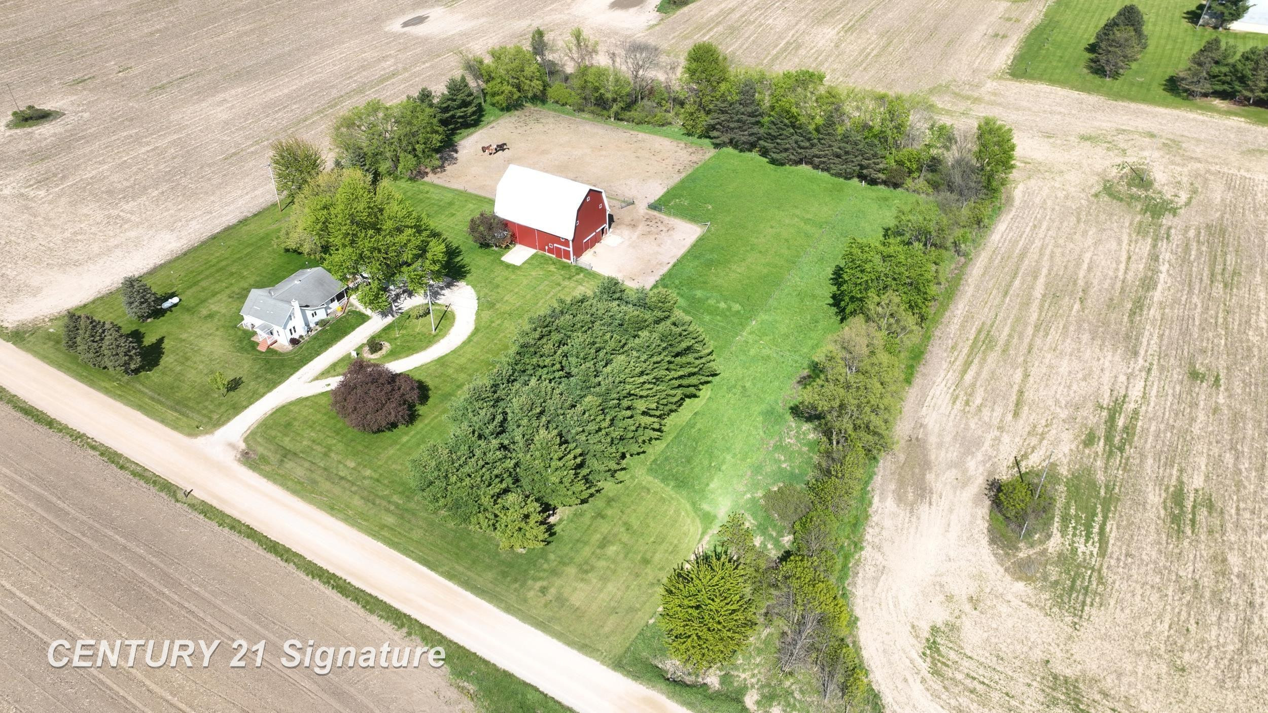 7897 S Grove Road, Dewitt, MI 48820 — Photo 18