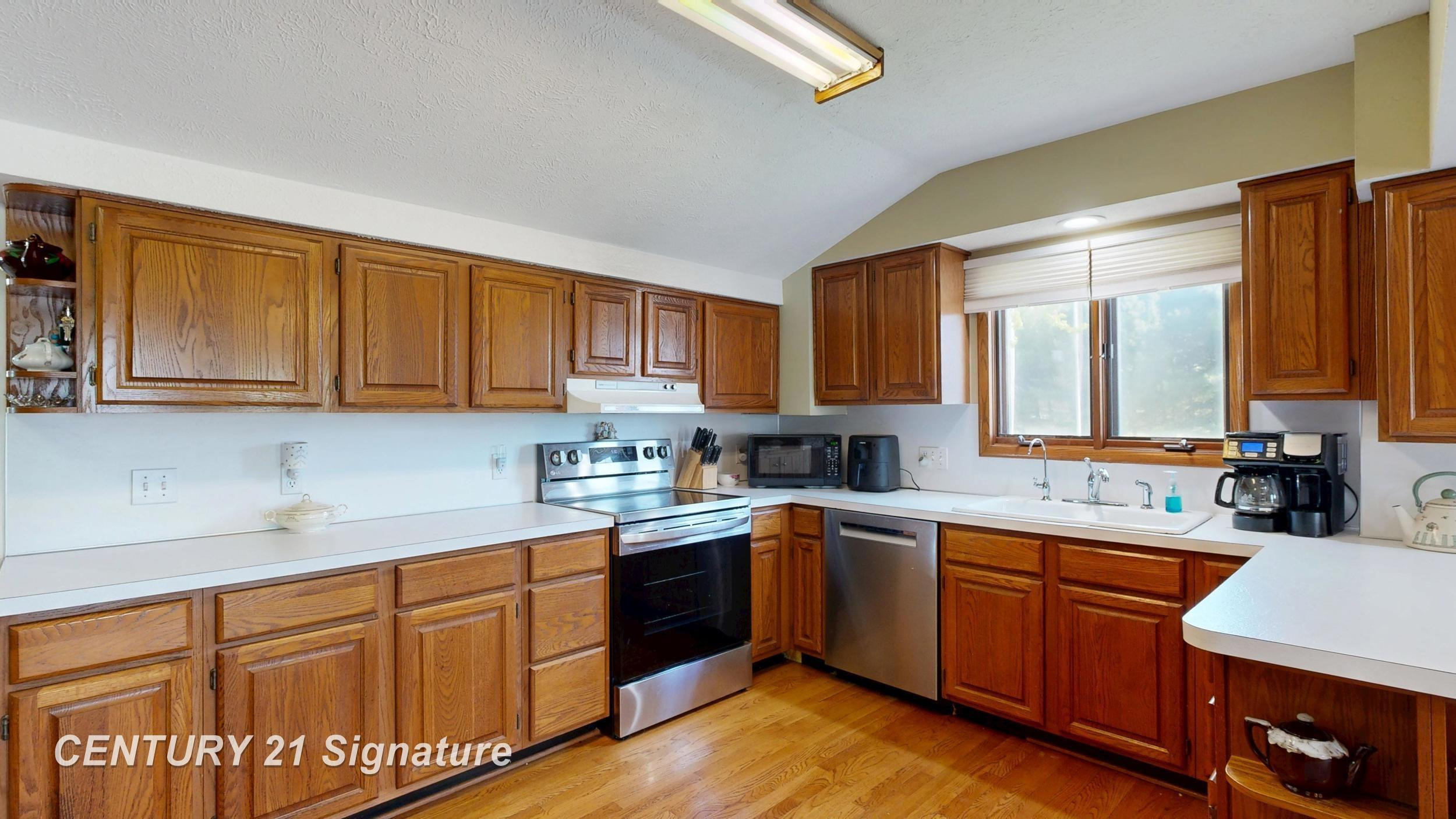 7897 S Grove Road, Dewitt, MI 48820 — Photo 30