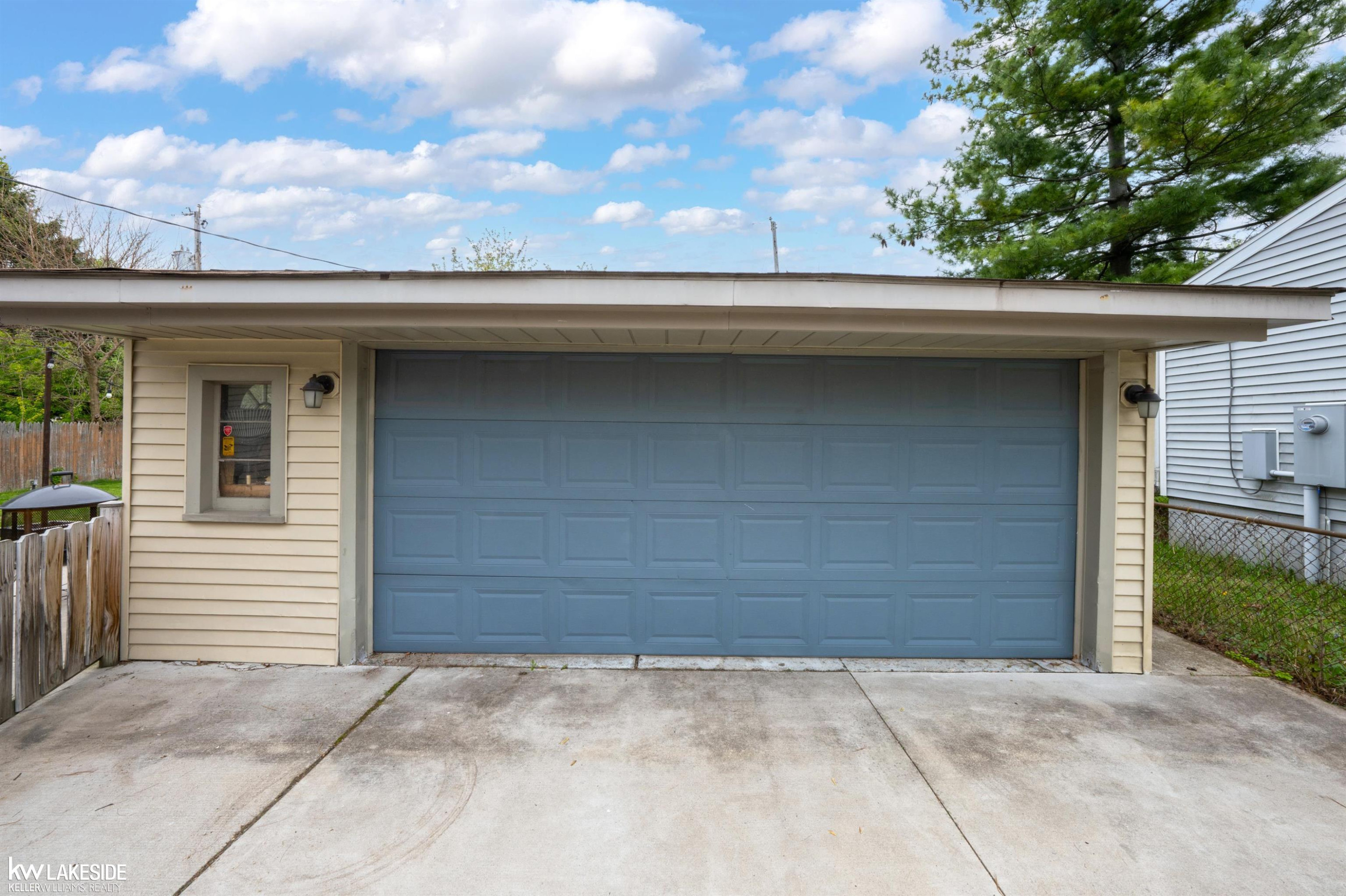 43430 Gainsley Drive, Sterling Heights, MI 48313 — Photo 28