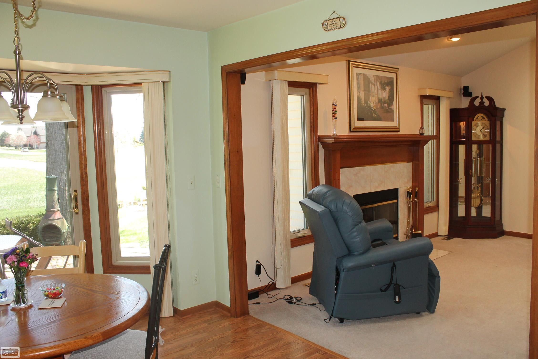 51392 Nicolette Road, MI 48047 — Photo 9