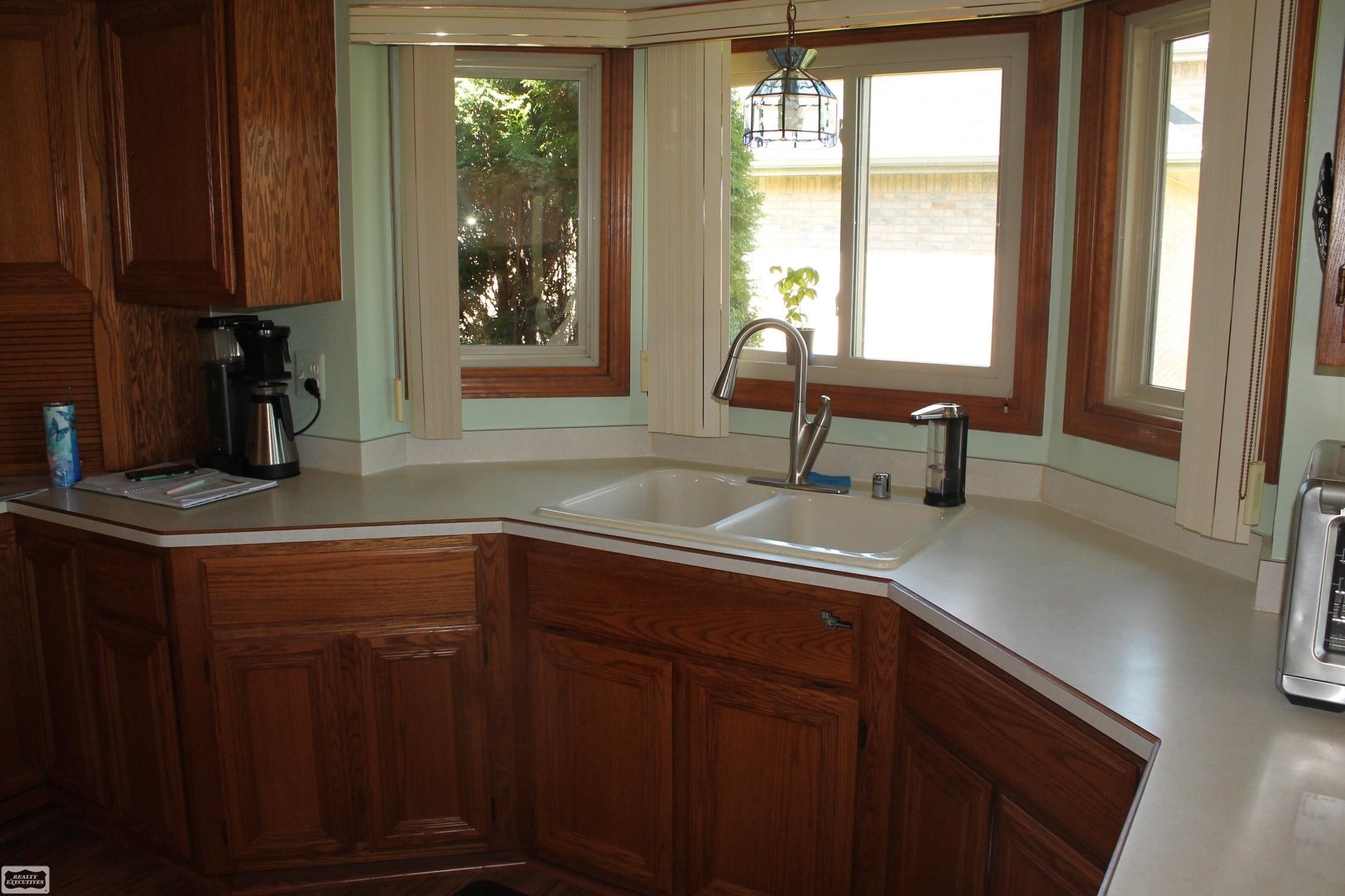 51392 Nicolette Road, MI 48047 — Photo 13