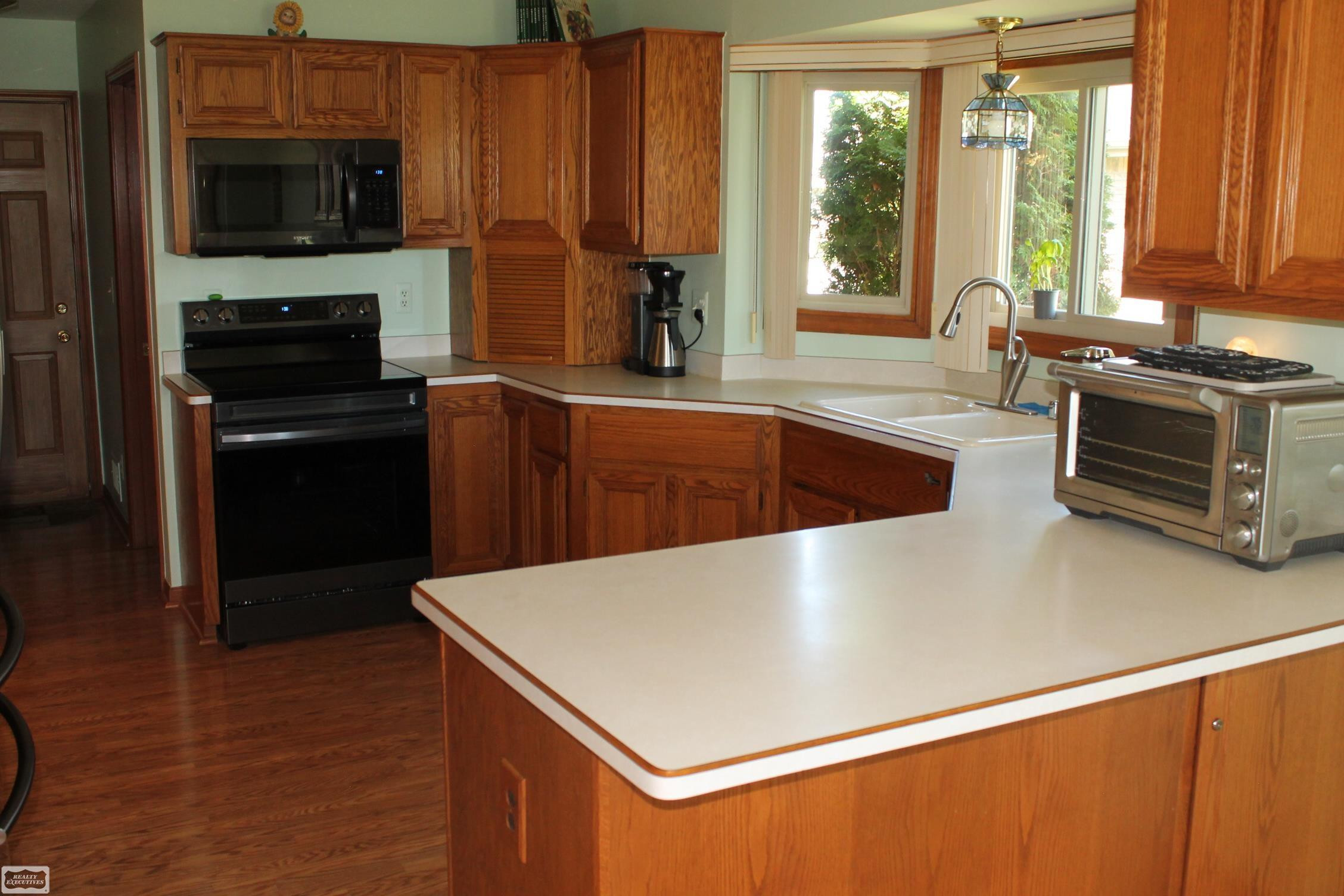 51392 Nicolette Road, MI 48047 — Photo 17