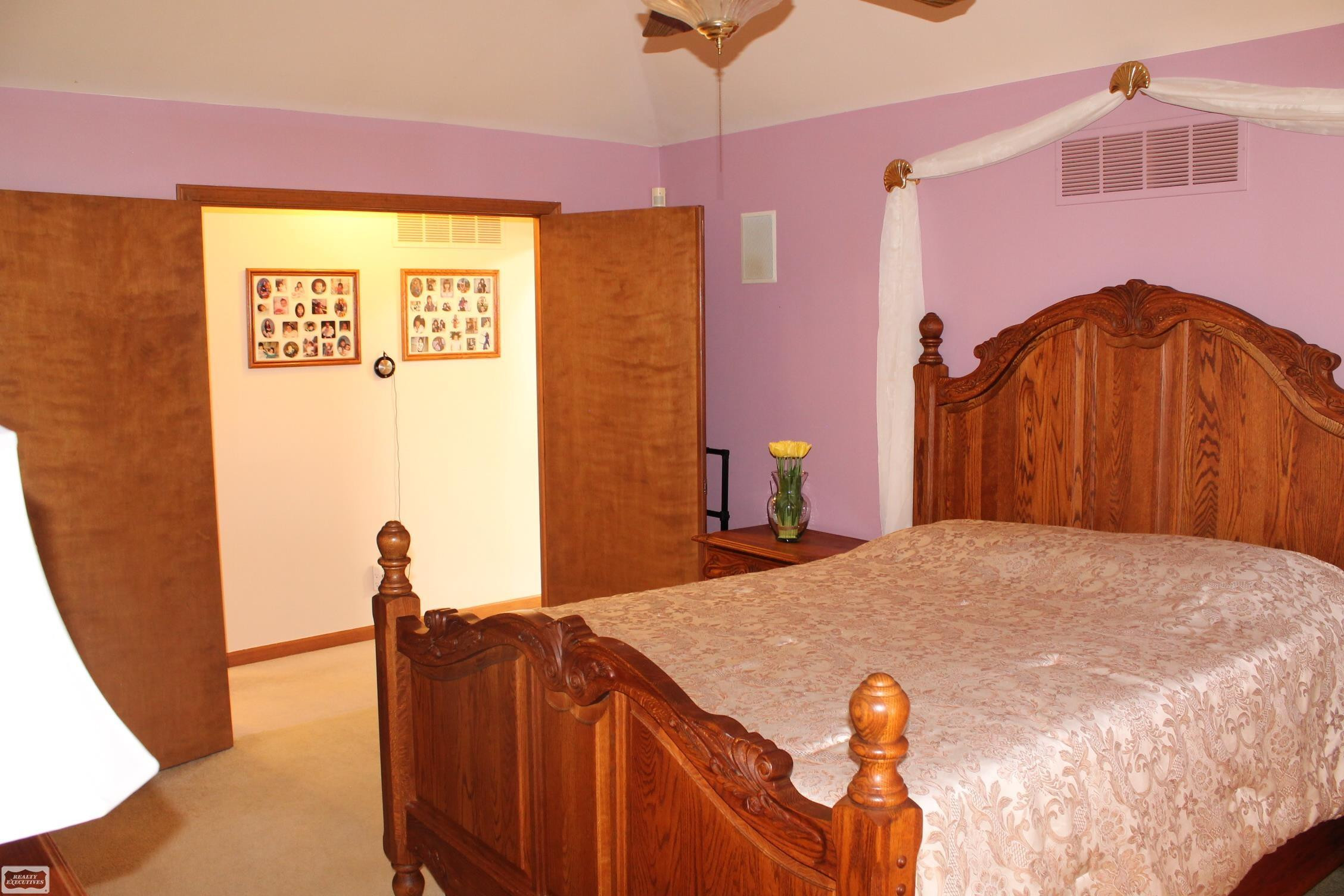 51392 Nicolette Road, MI 48047 — Photo 22