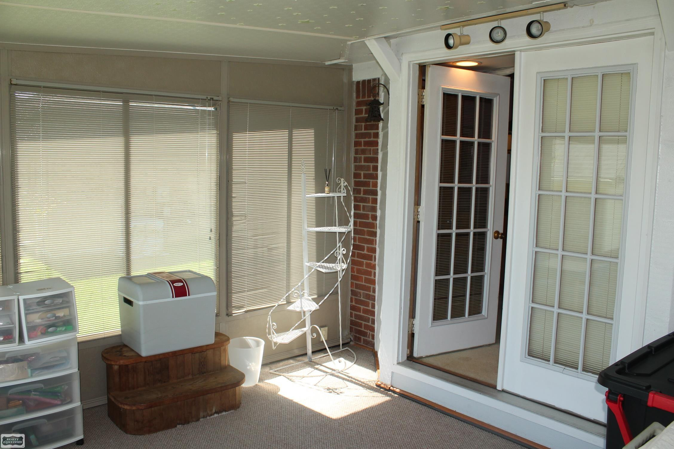 51392 Nicolette Road, MI 48047 — Photo 29